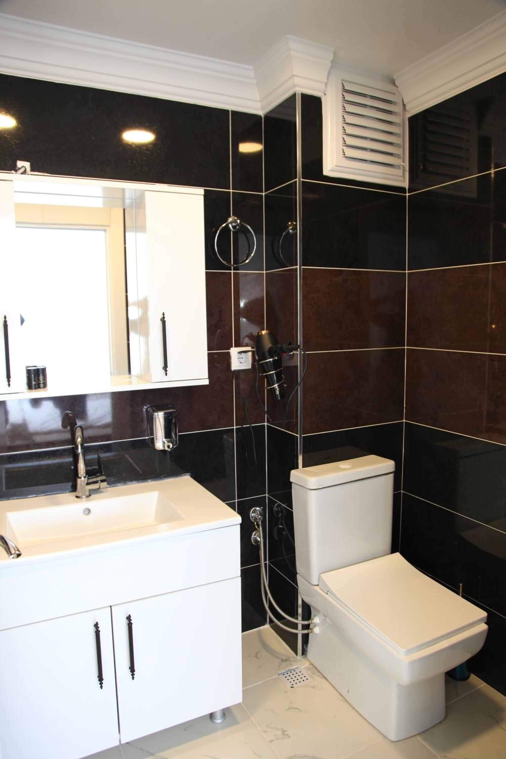Superior Quadruple Room photo 2