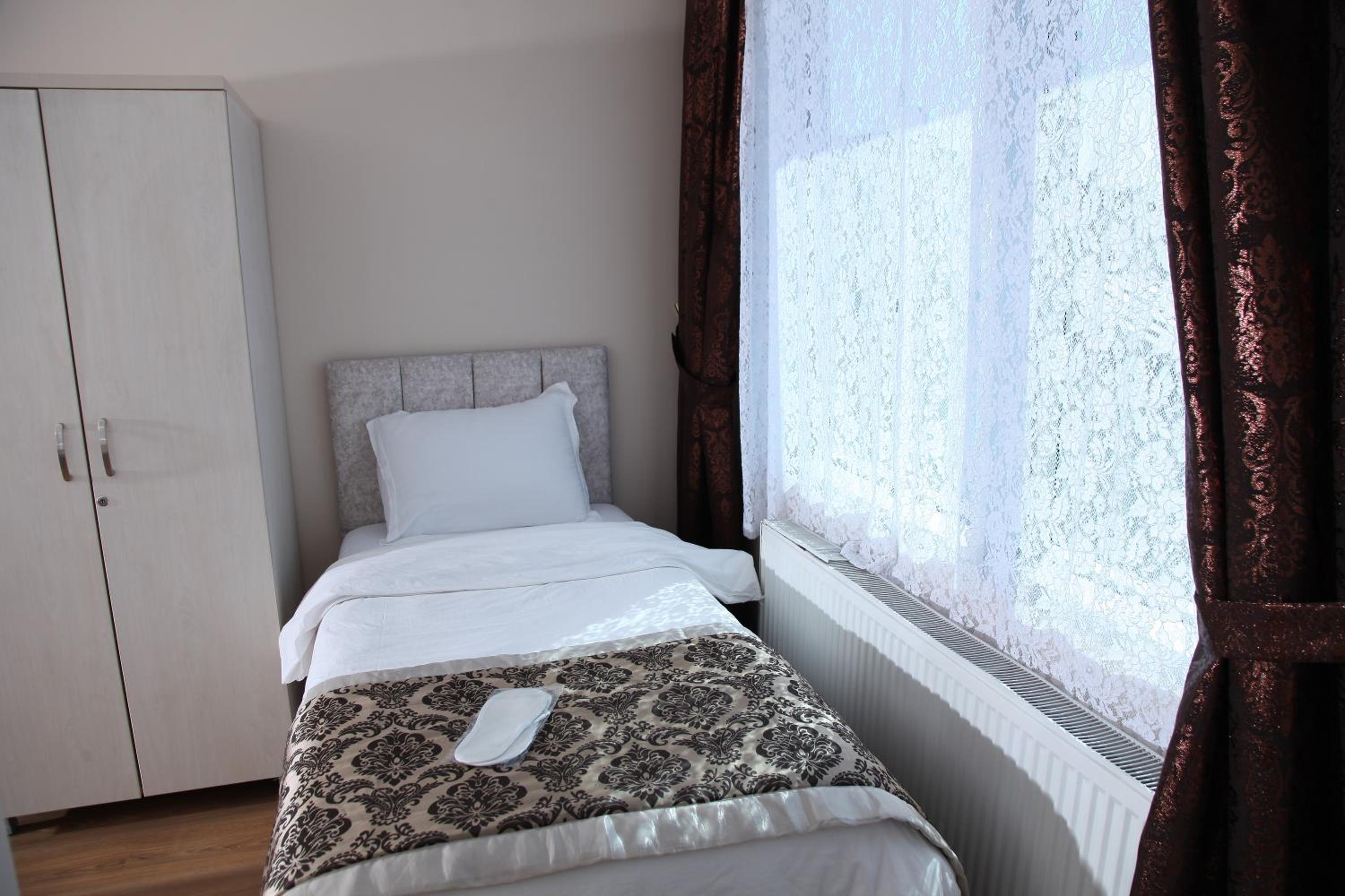 Superior Quadruple Room photo 3