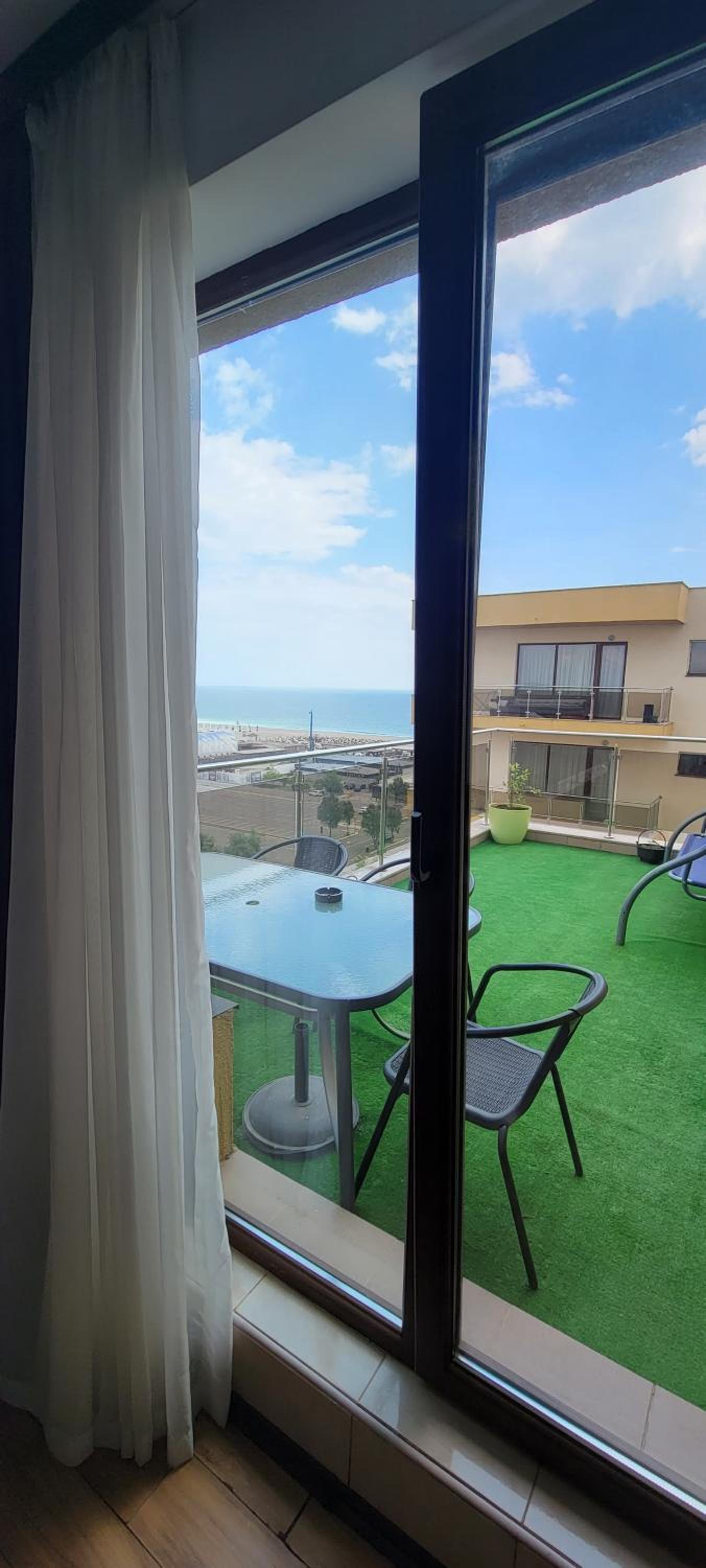 Apartment with Sea View photo 2