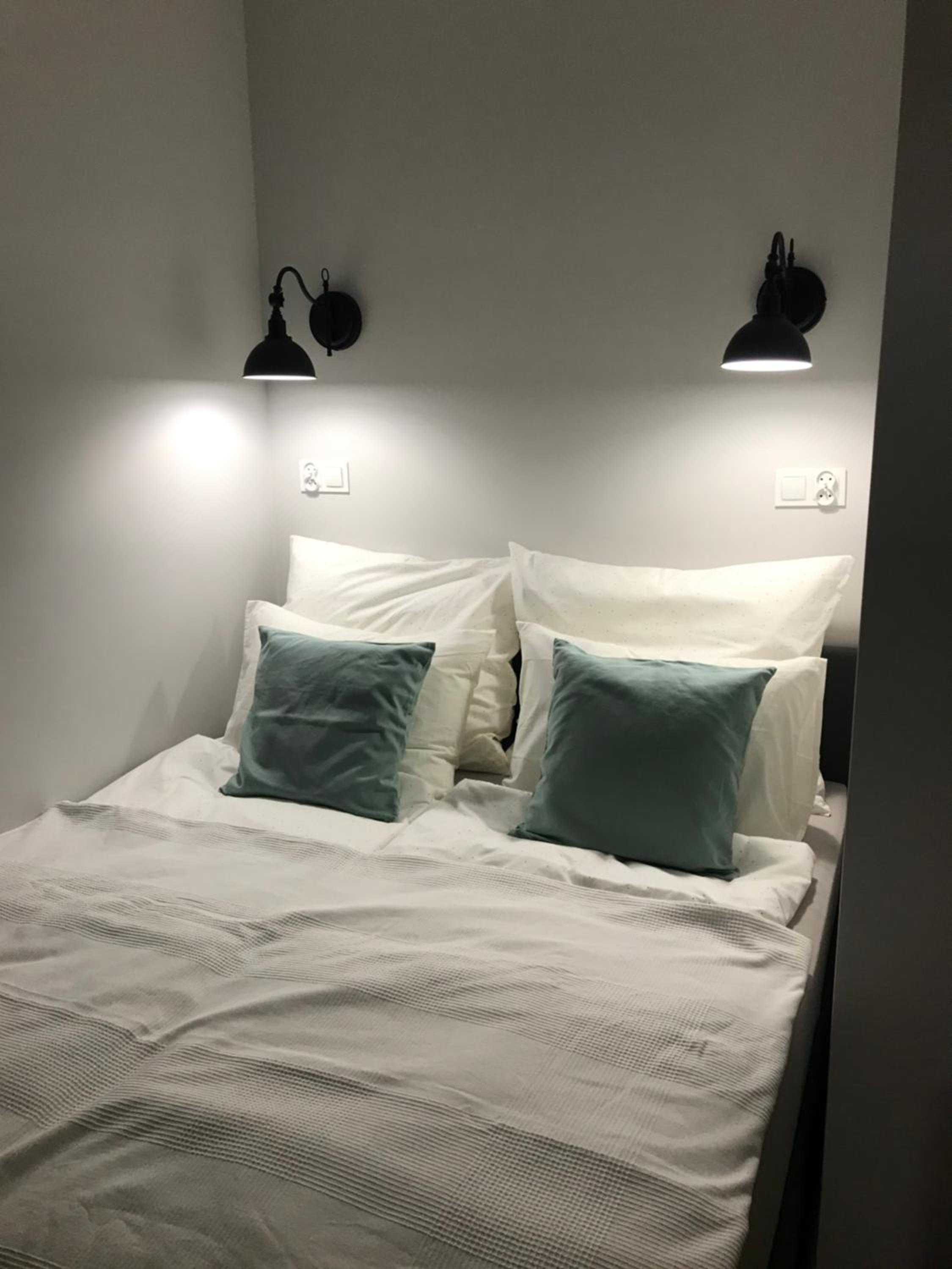 One-Bedroom Apartment - Photo 23