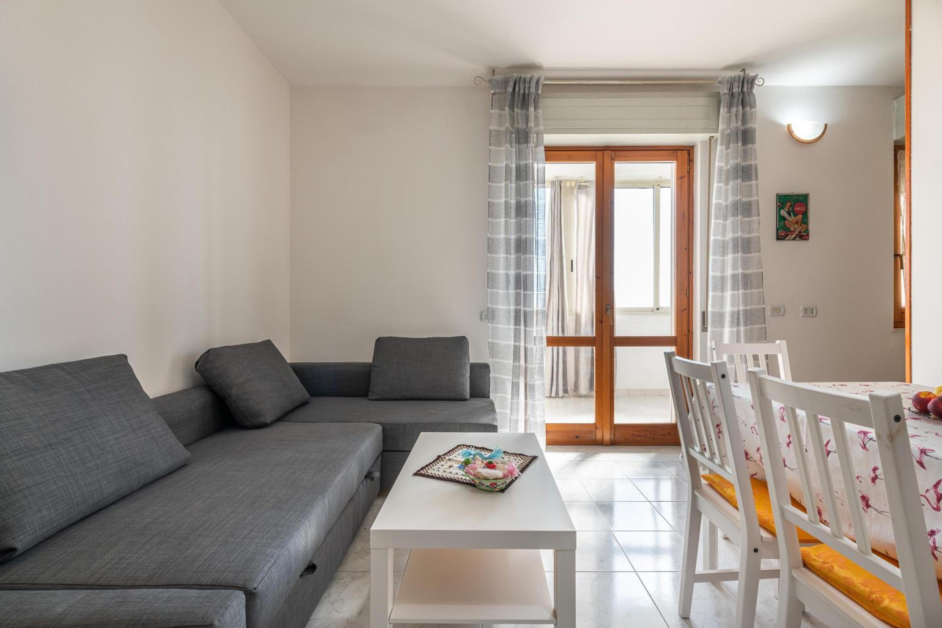 Two-Bedroom Deluxe Apartment with Balcony photo 1