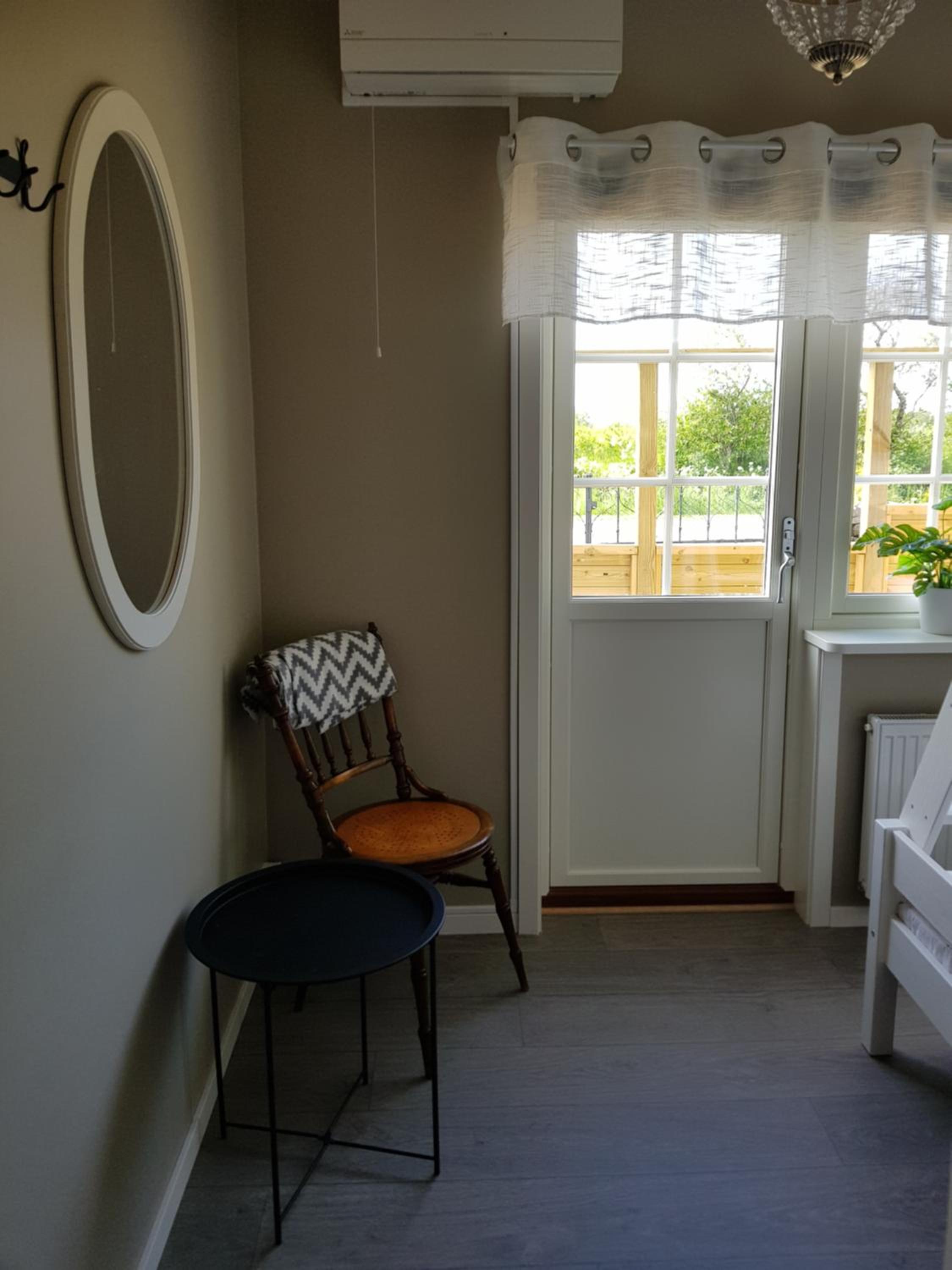 Single Room photo 3