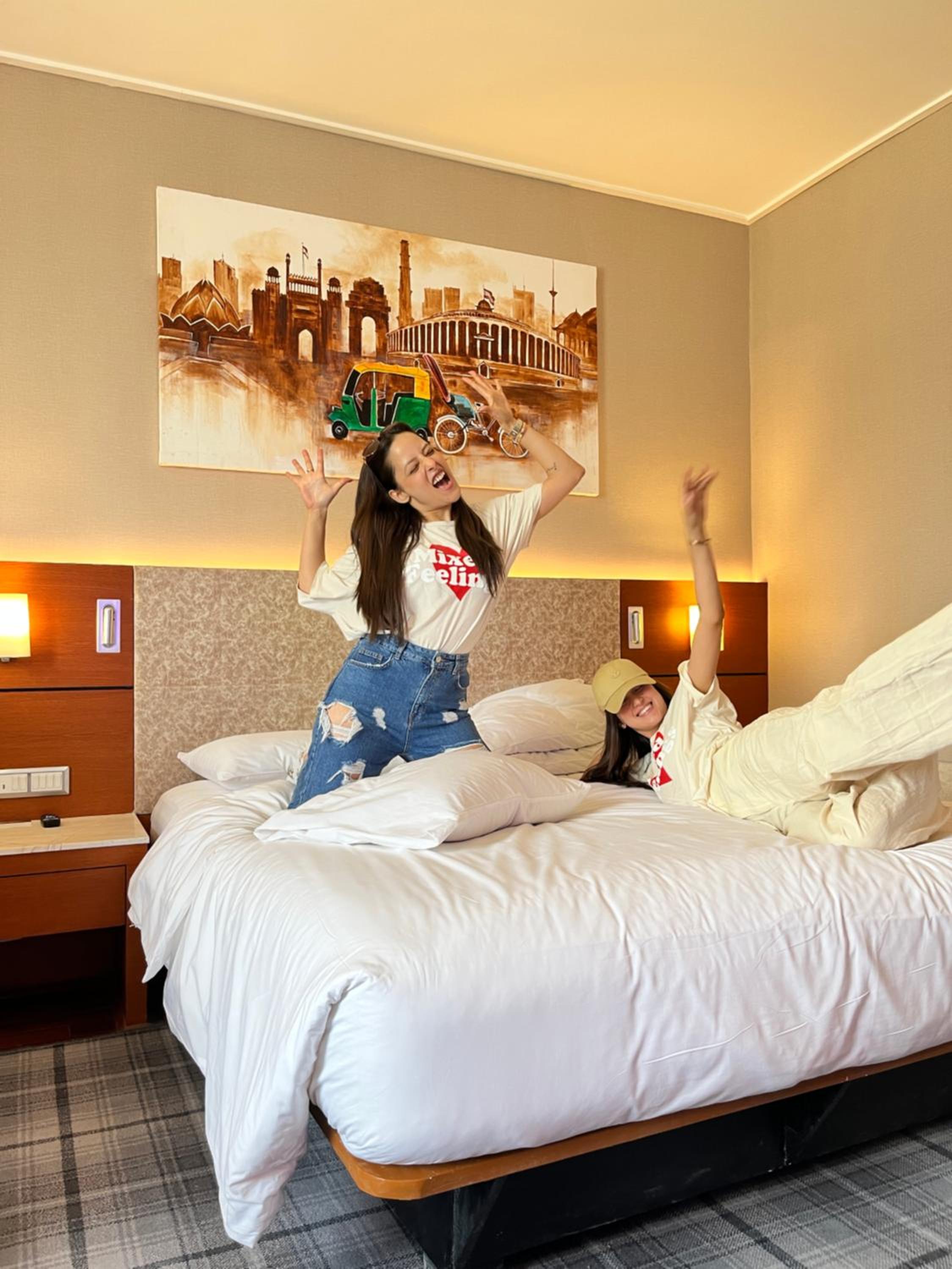 Deluxe King Room with Pool View - Photo 3