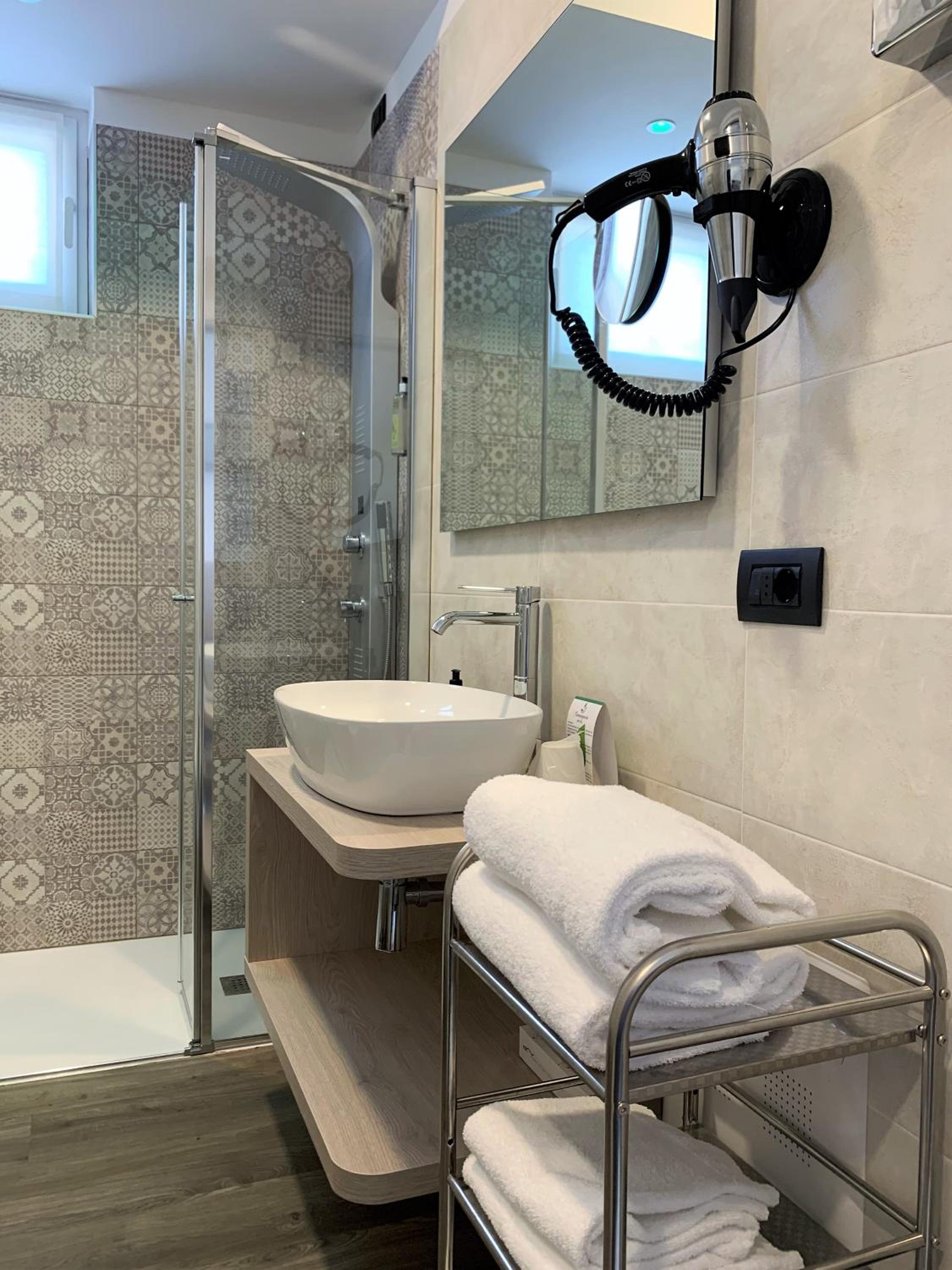 Superior Triple Room - Photo 2