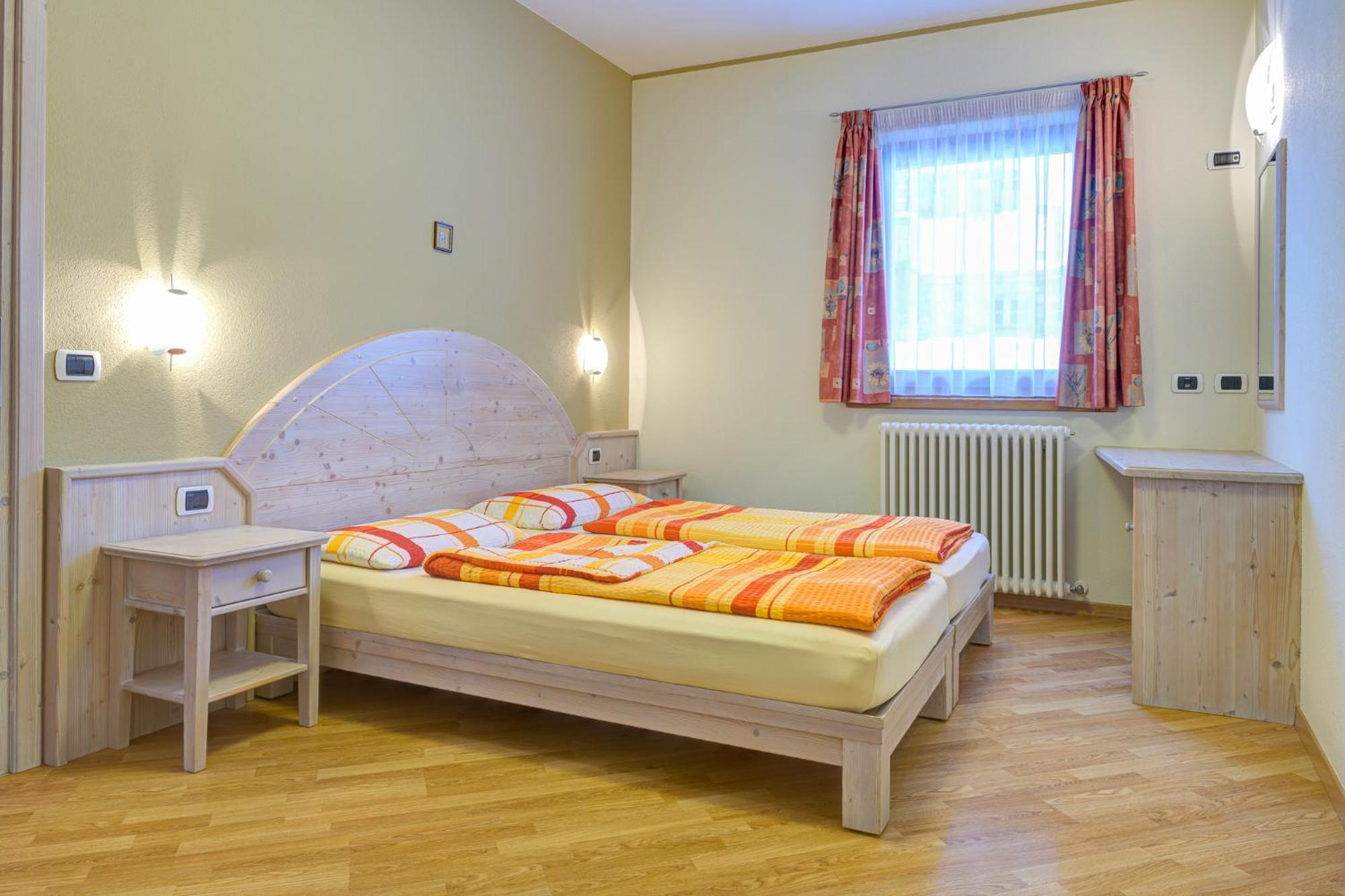 One-Bedroom Apartment with Garden View