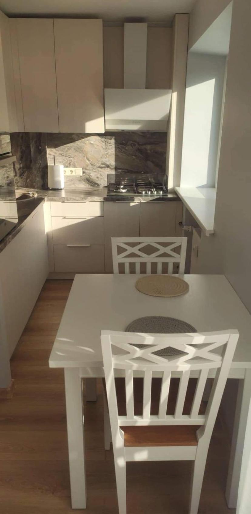 One-Bedroom Apartment - Photo 5
