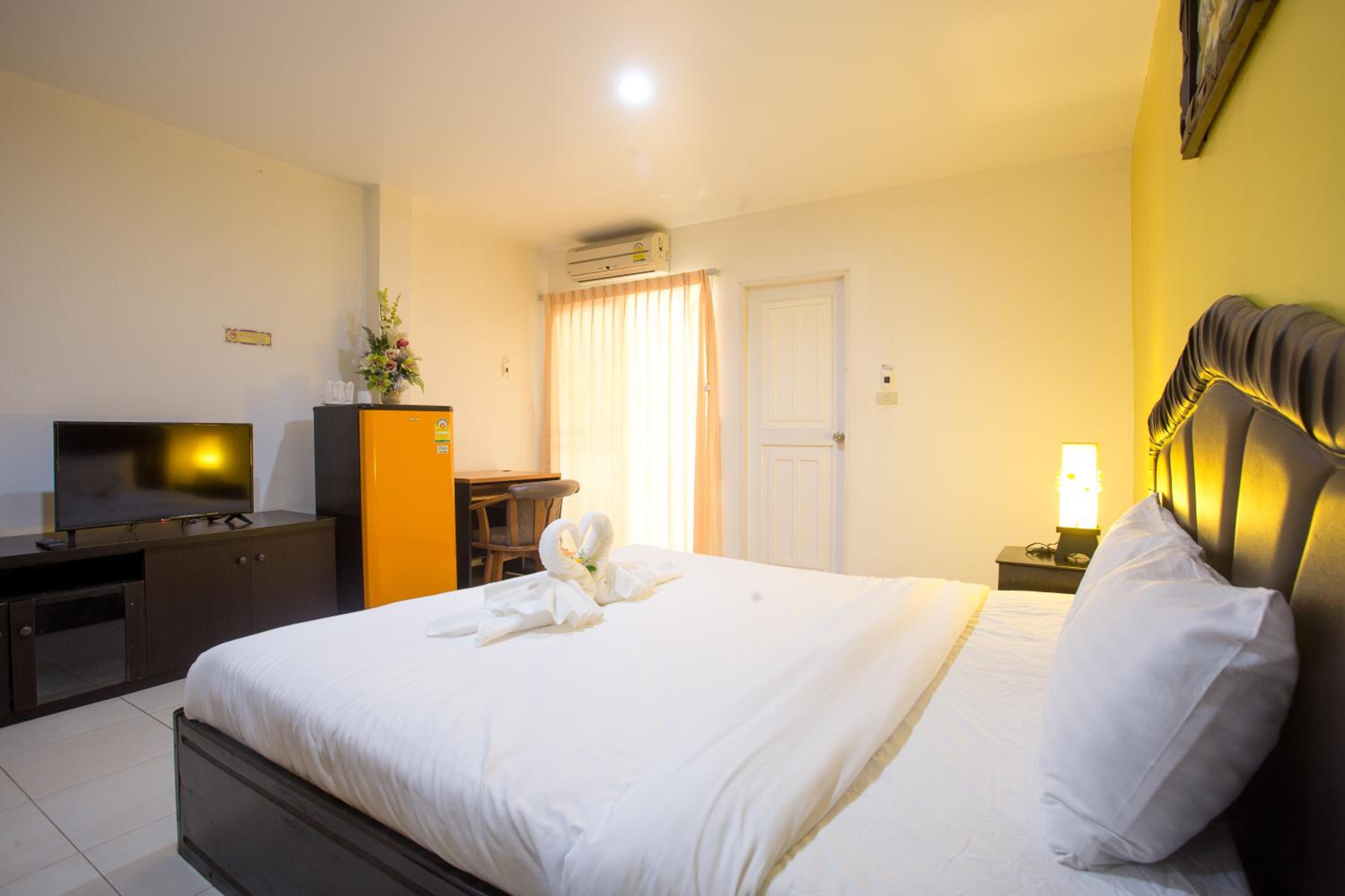 Deluxe Double Room photo 3