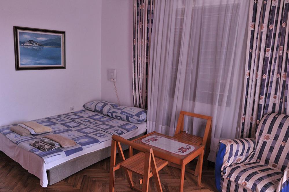 Two-Bedroom Apartment photo 2