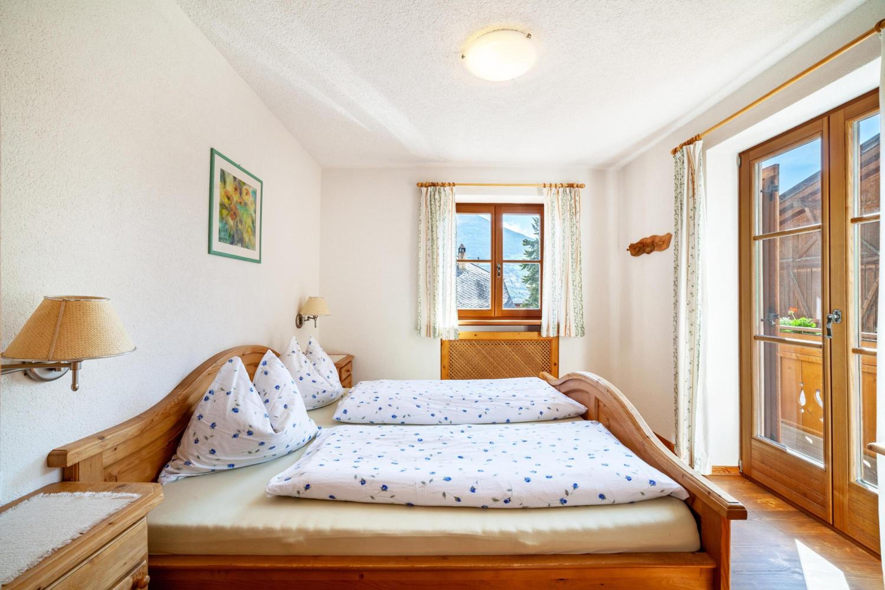 Two-Bedroom Deluxe Apartment with Garden View