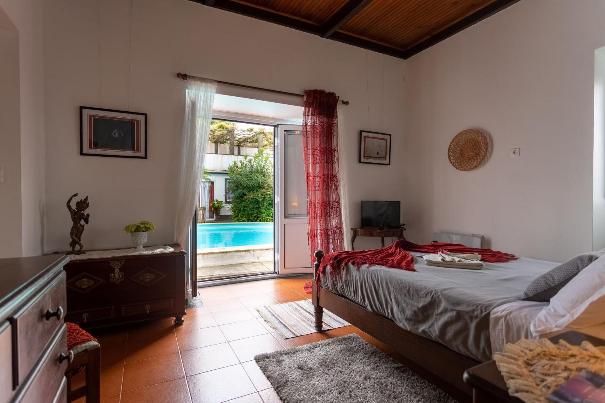 Double Room with Large Bath