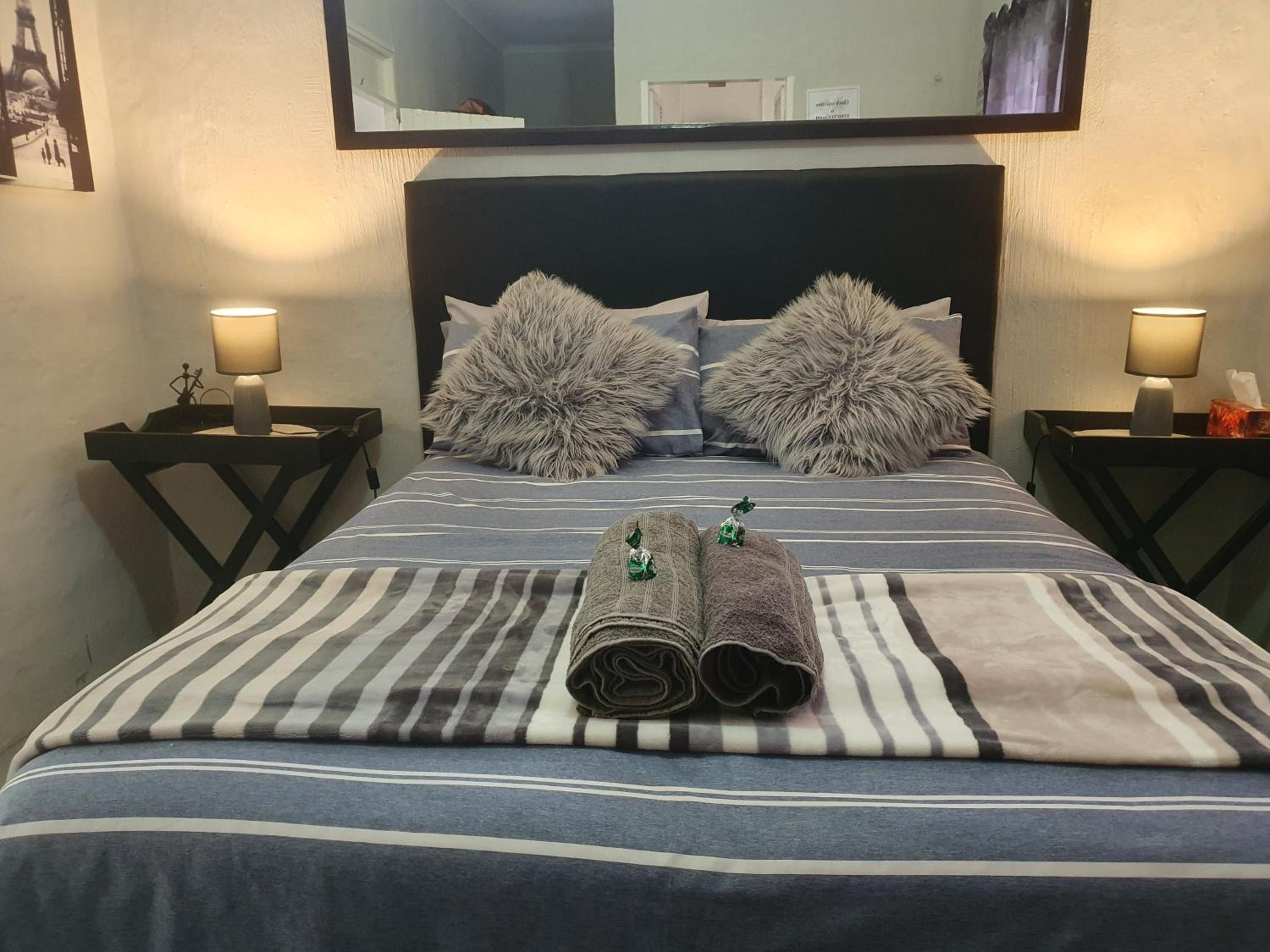 One-Bedroom Cottage - Photo 1
