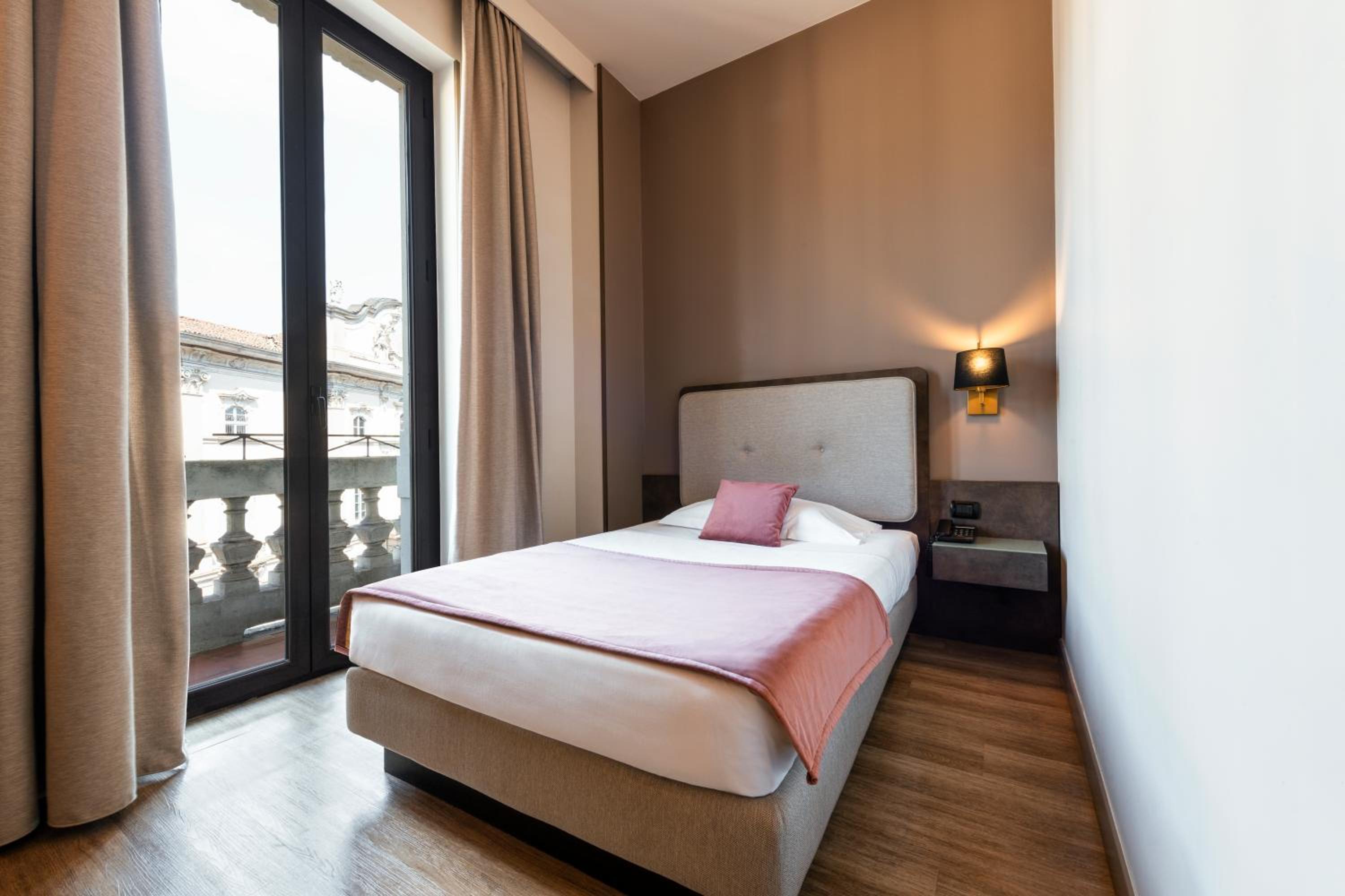 Single Room photo 2