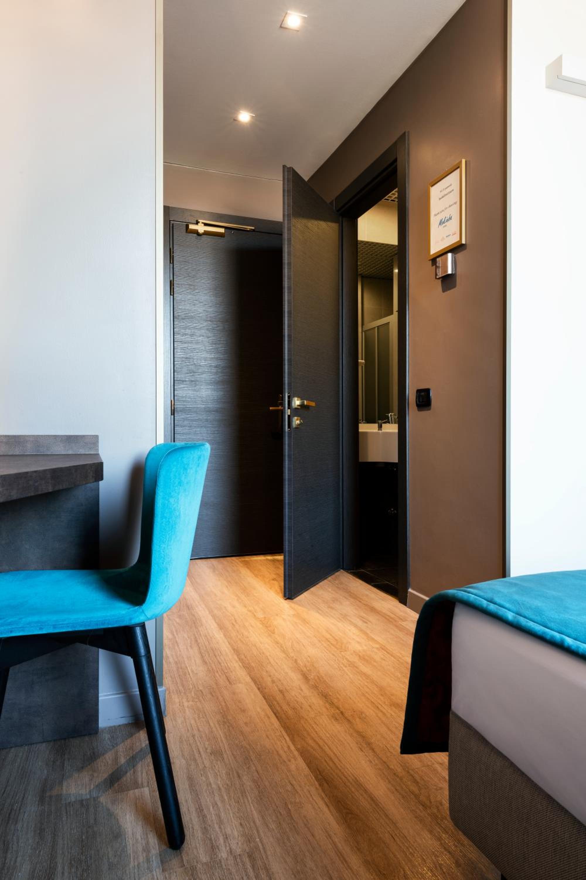 Double or Twin Room photo 3