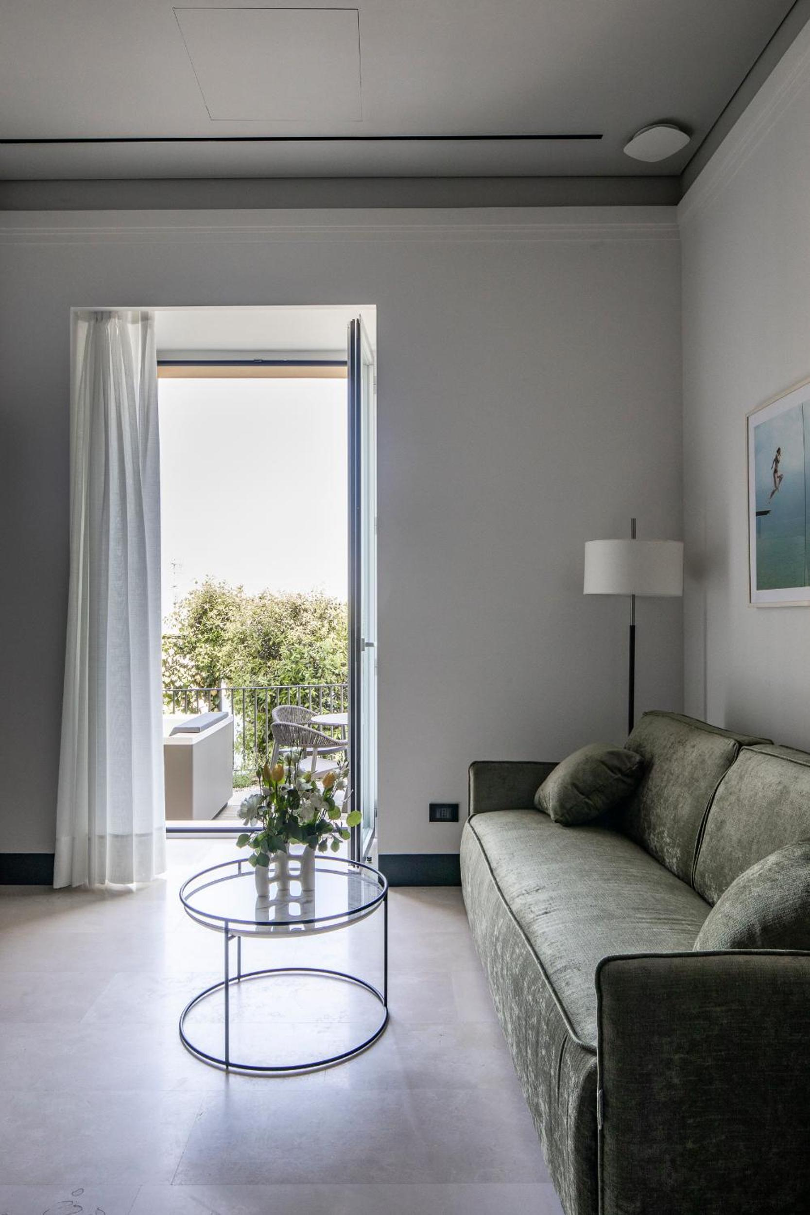 Aromatic Suite with Sauna and Mini Pool - Adults only photo 3