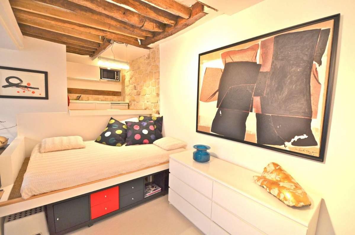 Studio Apartment photo 3