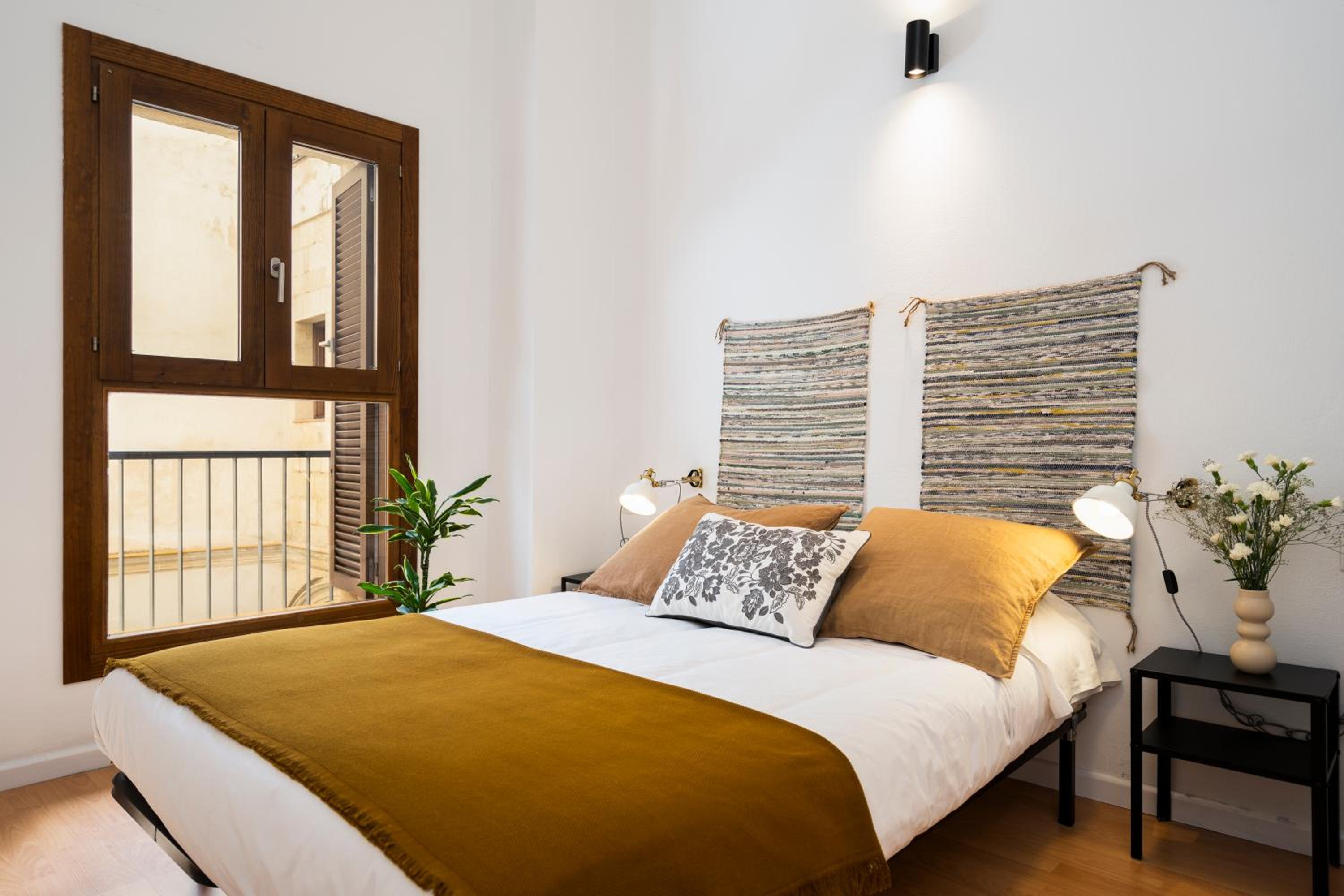 Apartamento con Balcón