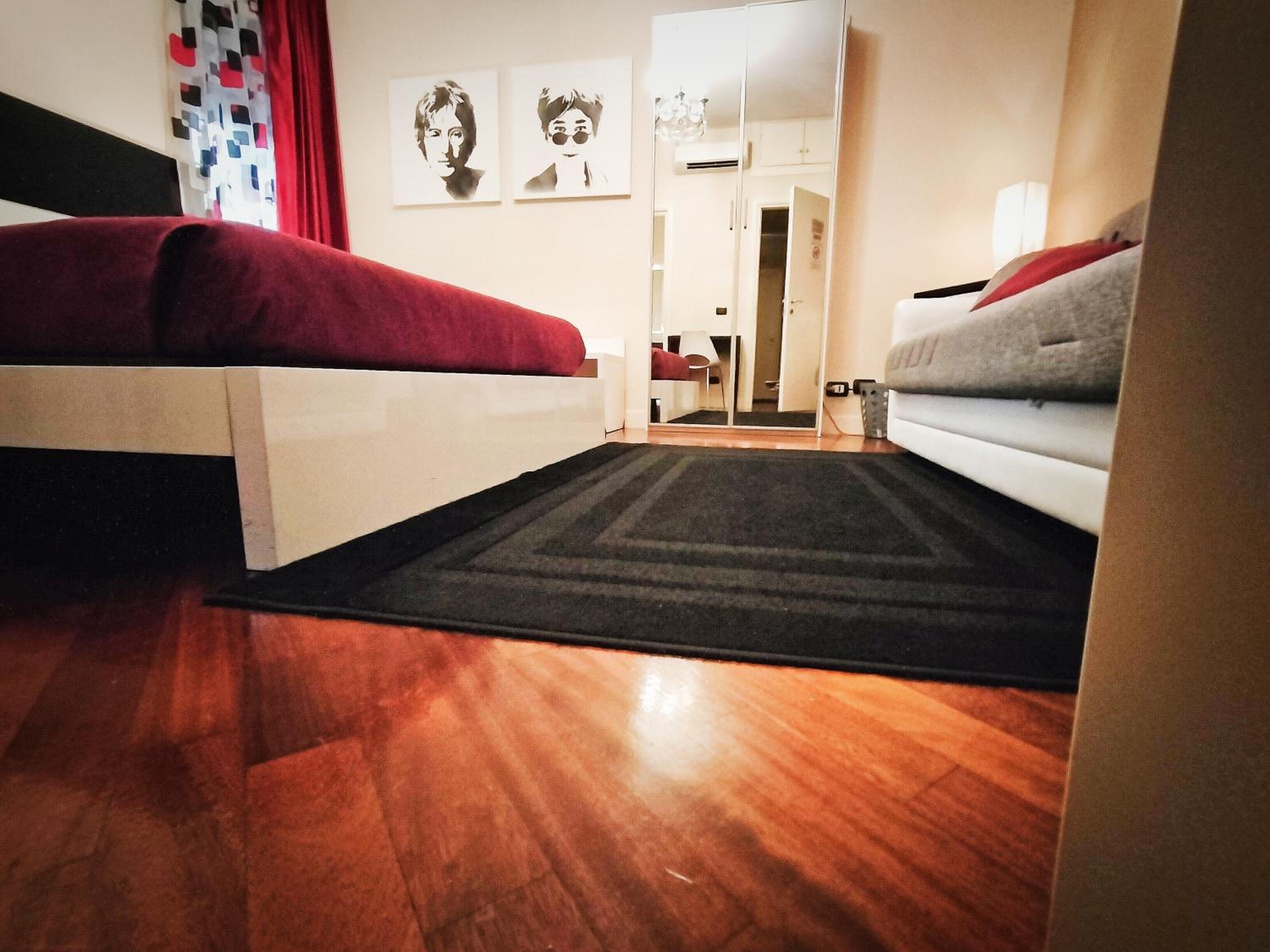 Deluxe Room - Photo 3