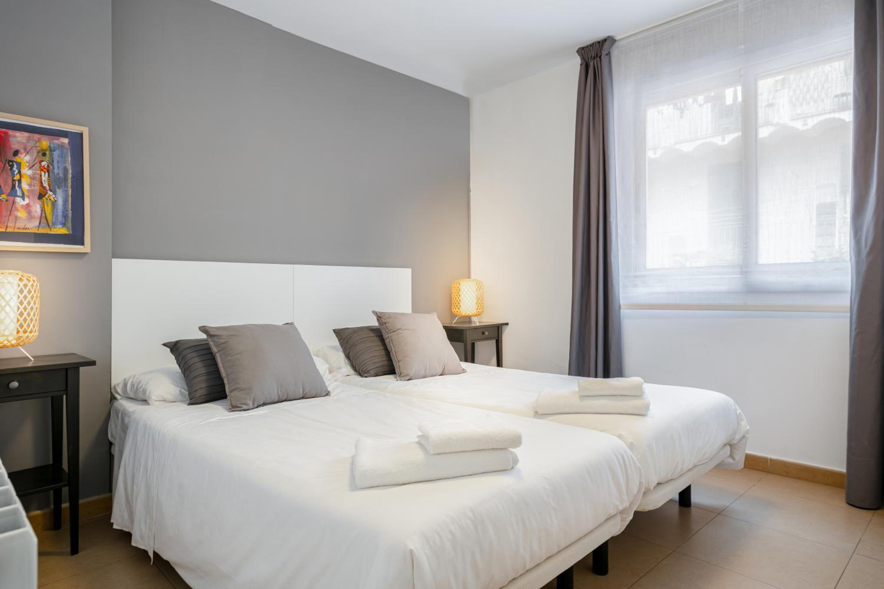 Apartment 3 bedrooms and 2 bathrooms photo 3