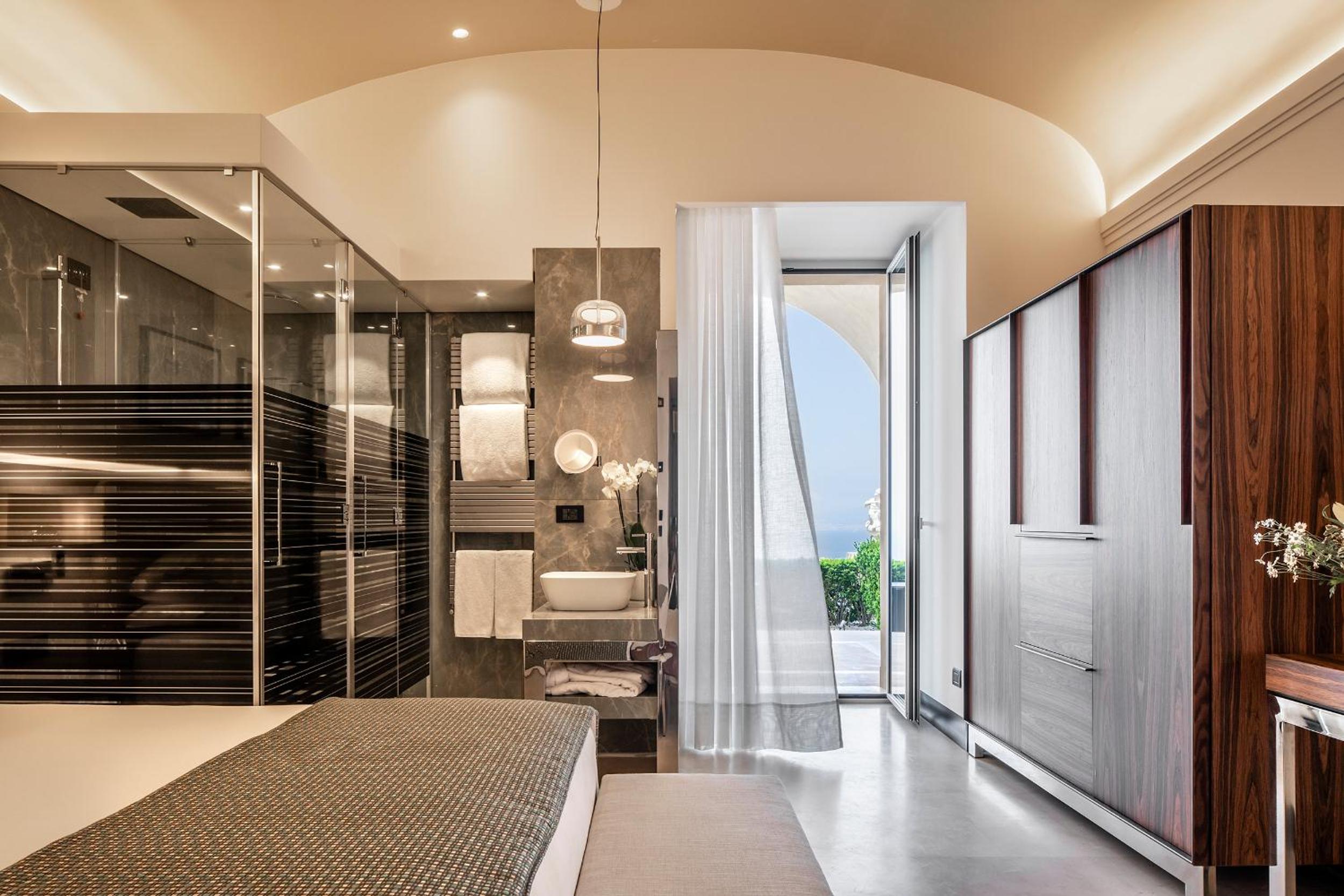 Unconventional Junior Suite with Mini Pool and Sea View - Adults only - Photo 2