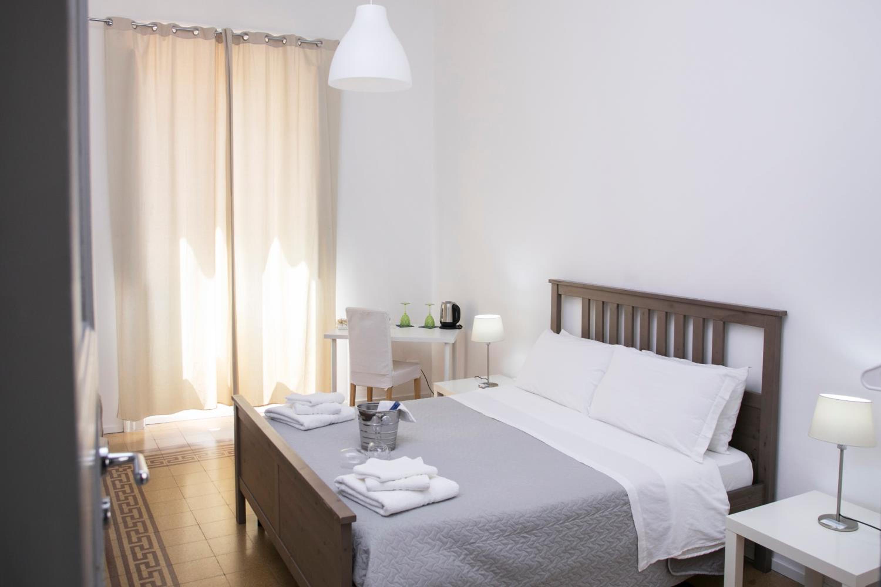 Triple Room with Private External Bathroom and City View photo 2