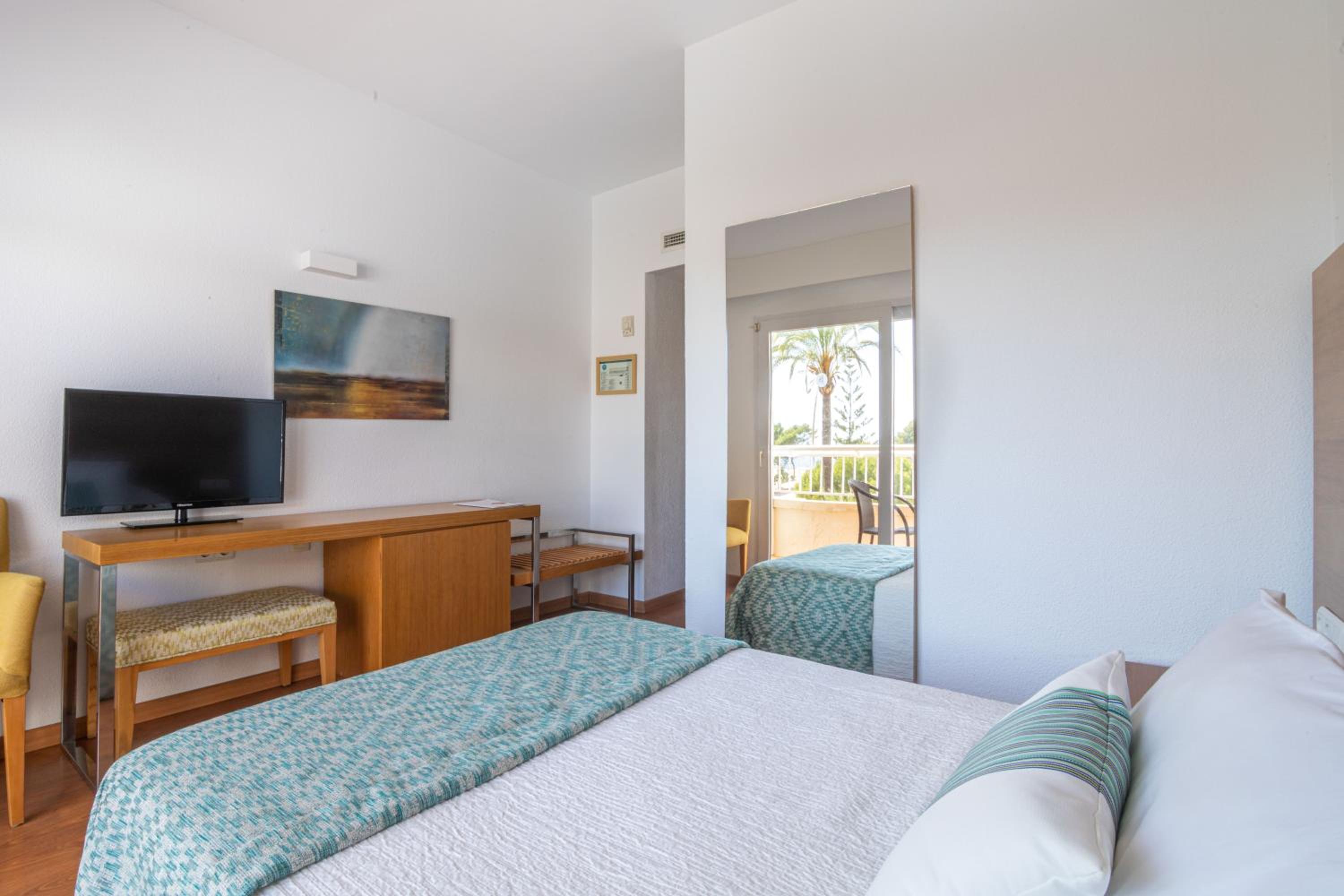 Habitación Sencilla con Balcón