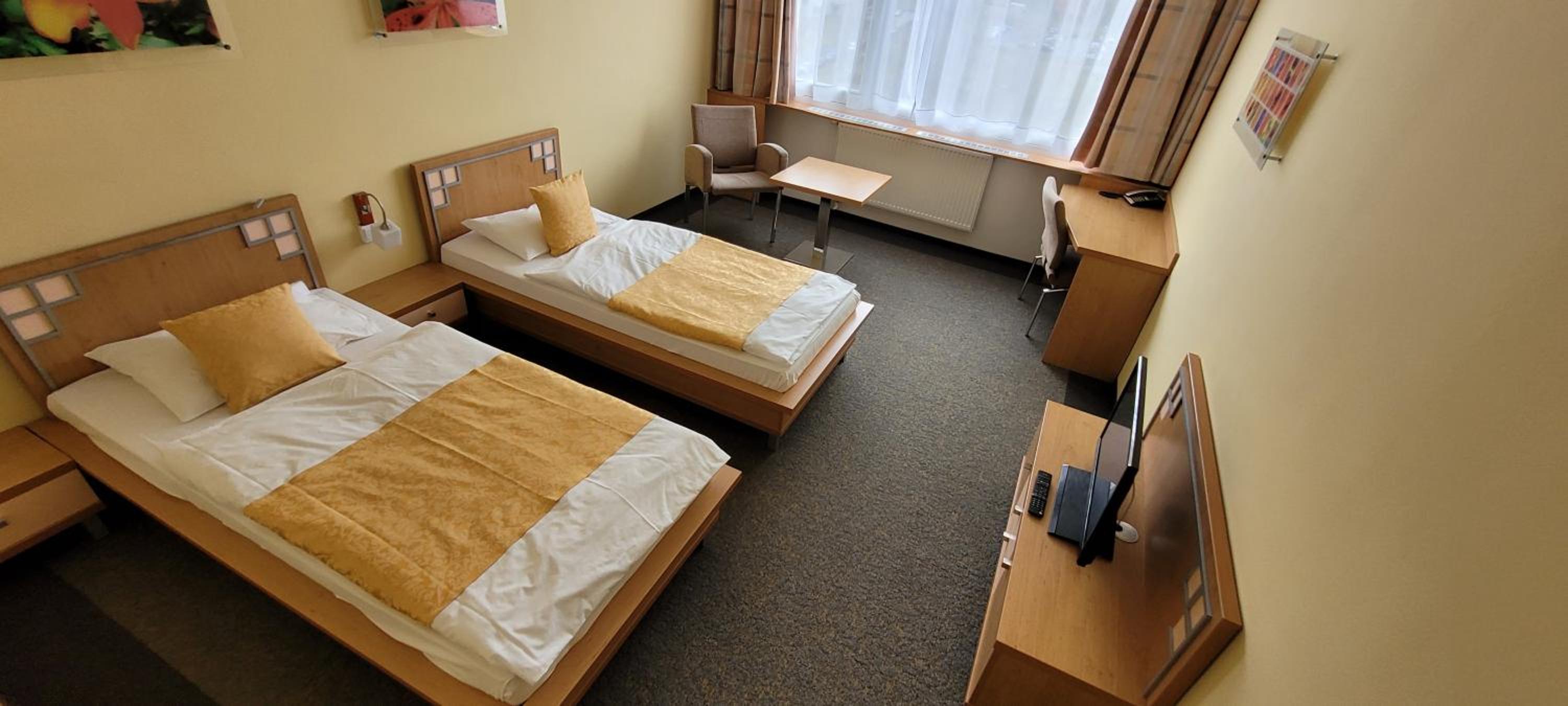 Standard Twin Room photo 1