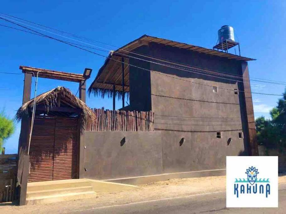 Three-Bedroom Villa photo 2