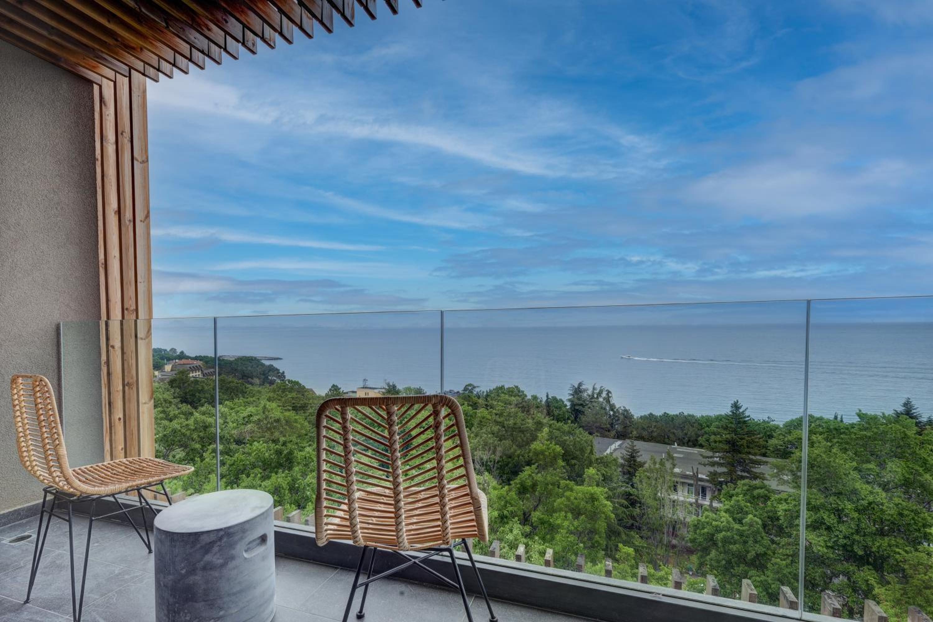 Double Room with Sea View - Photo 4