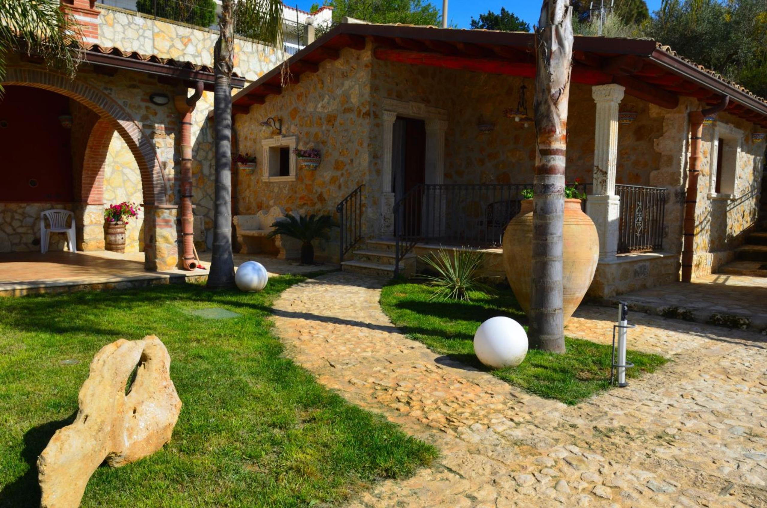 Villa with Private Pool photo 2
