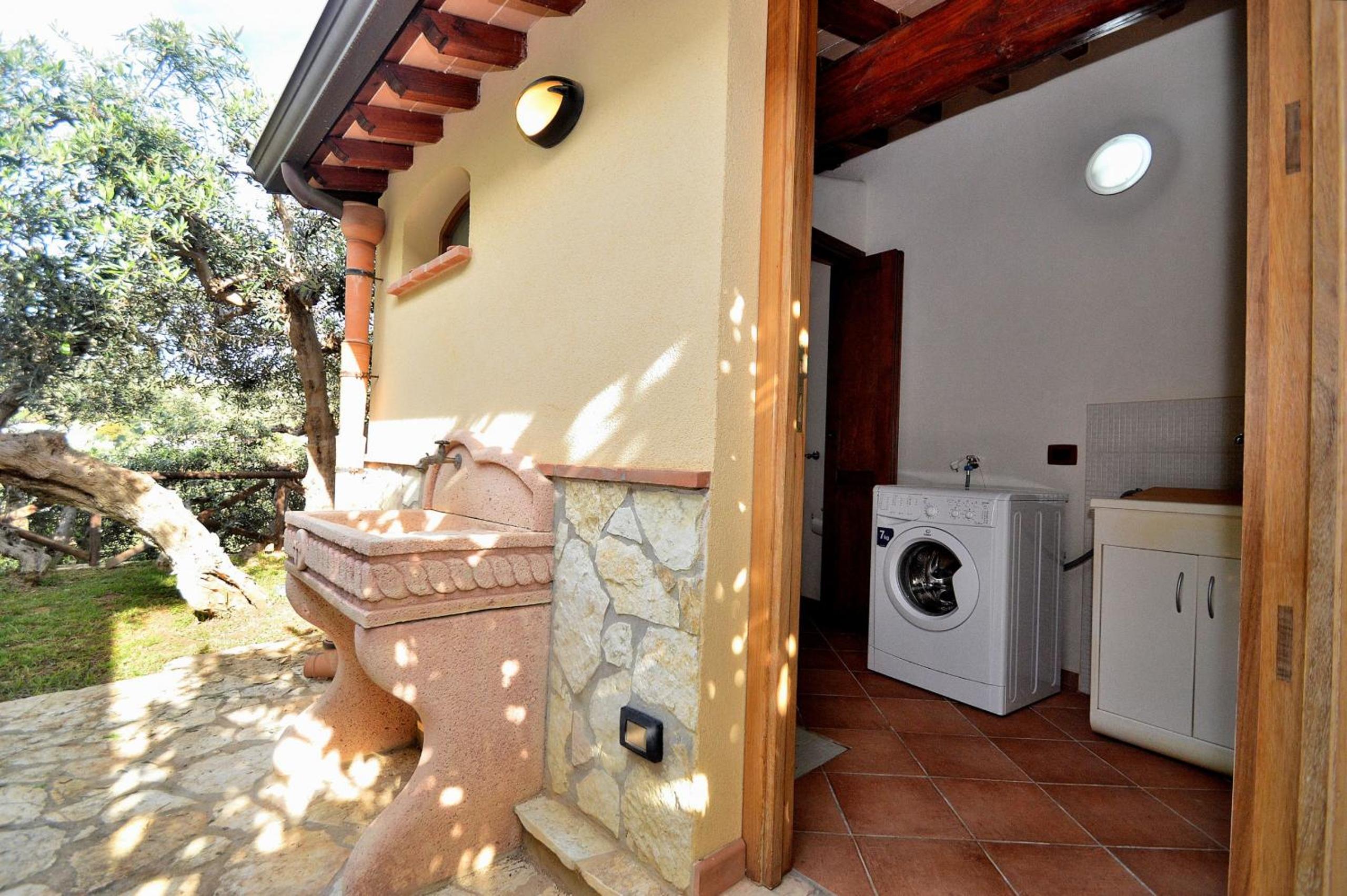 Villa with Private Pool photo 3