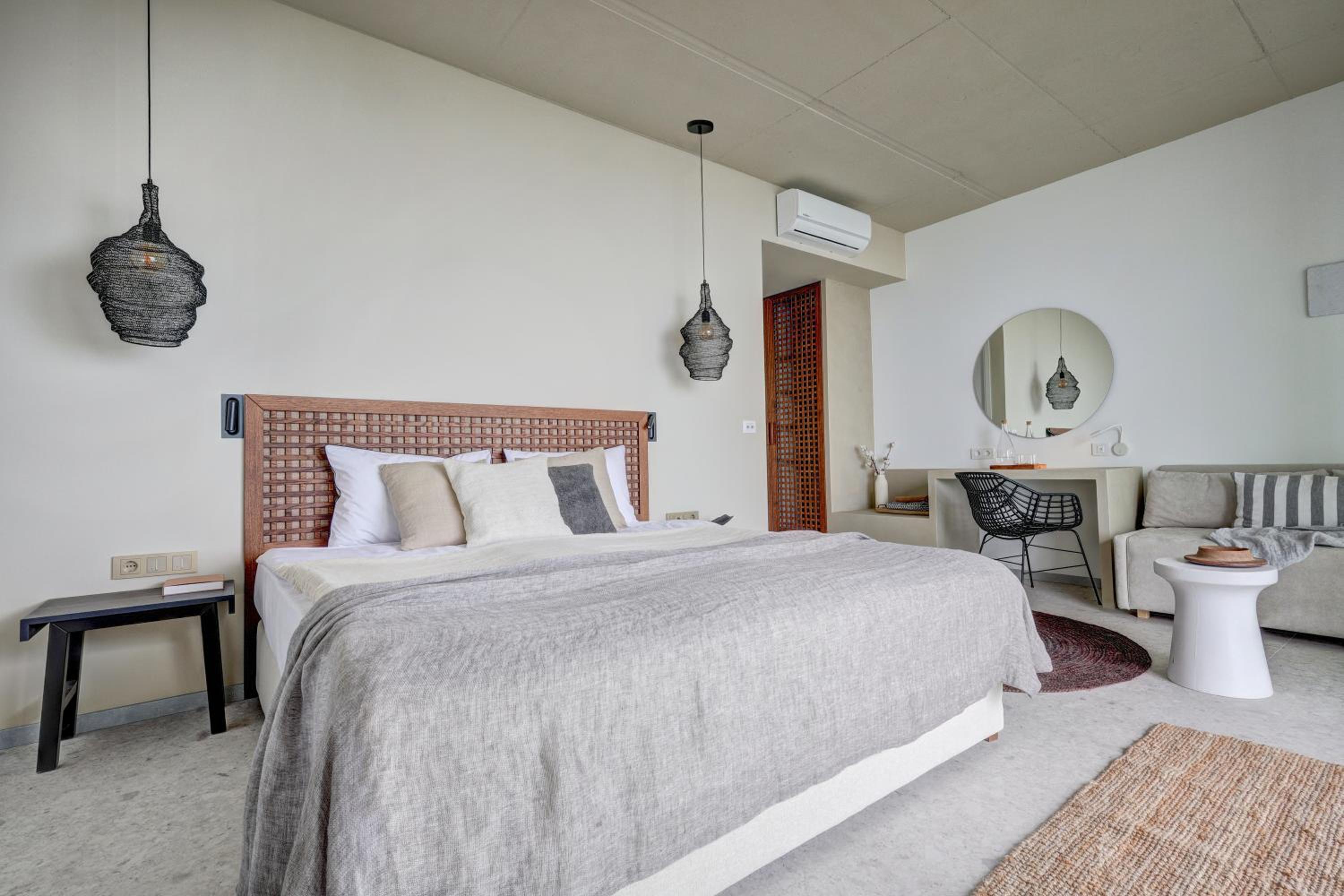 Double Room - Pool Side - Photo 2