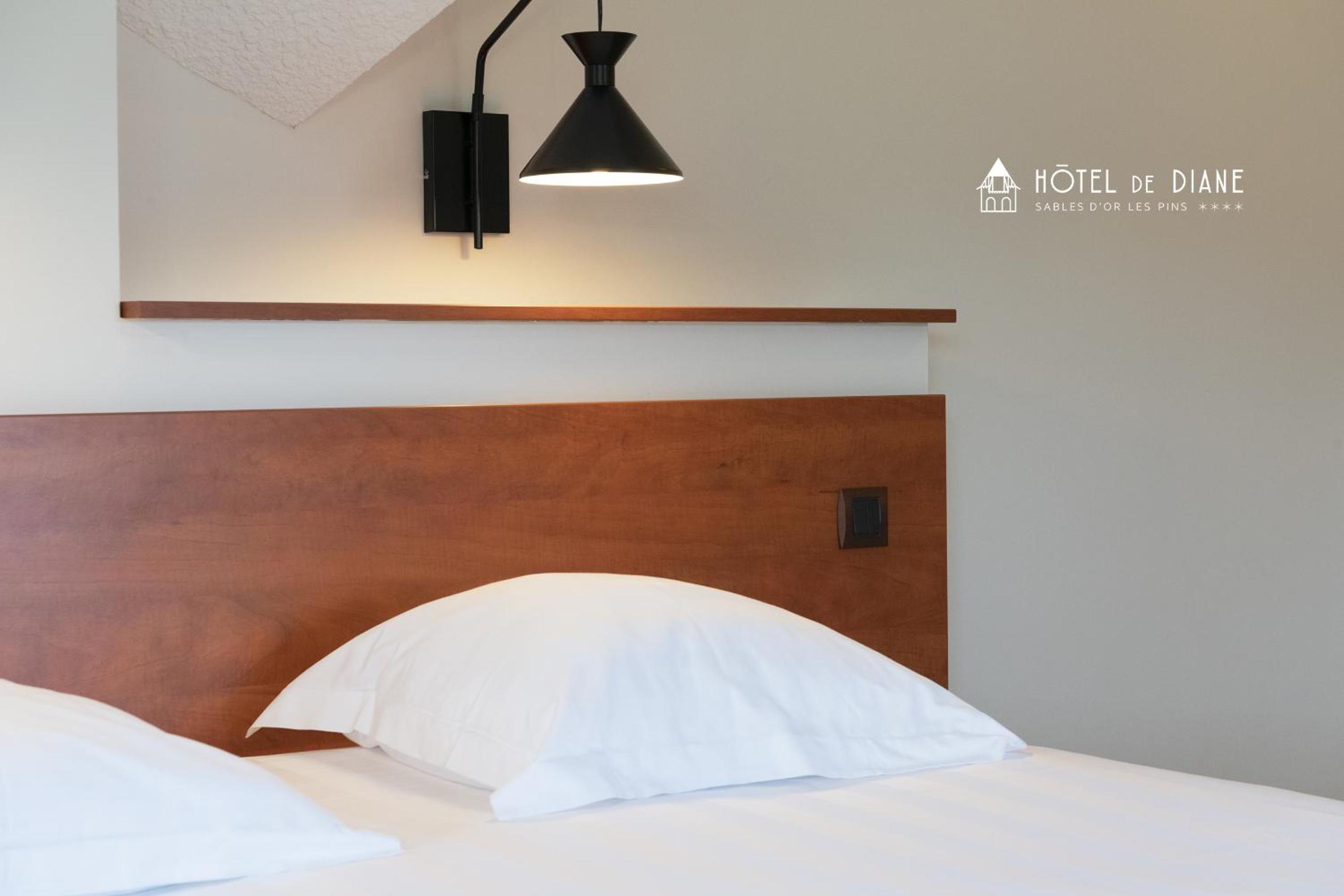 Suite - Photo 3