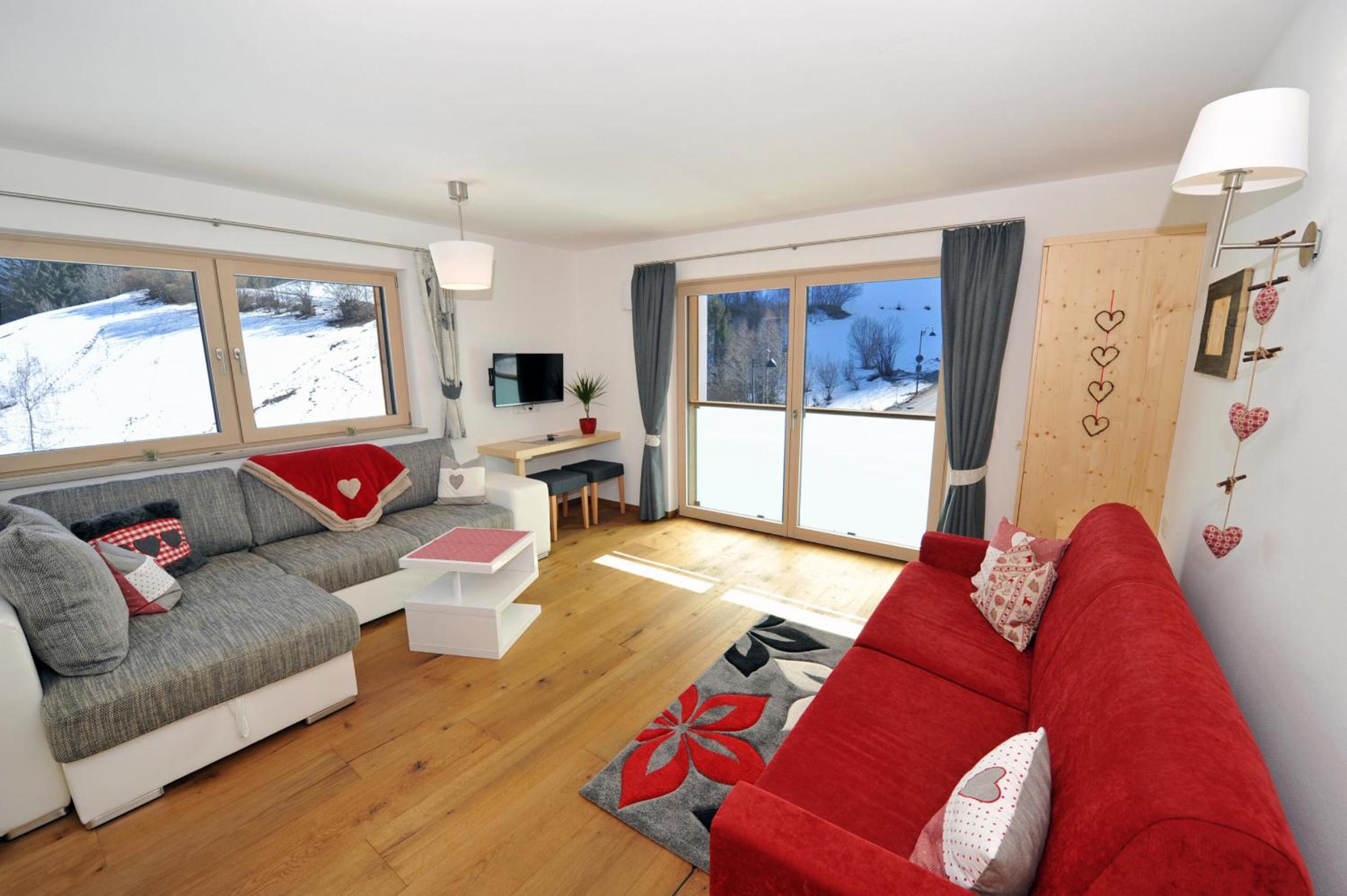 Superior One-Bedroom Apartment with Balcony photo 3