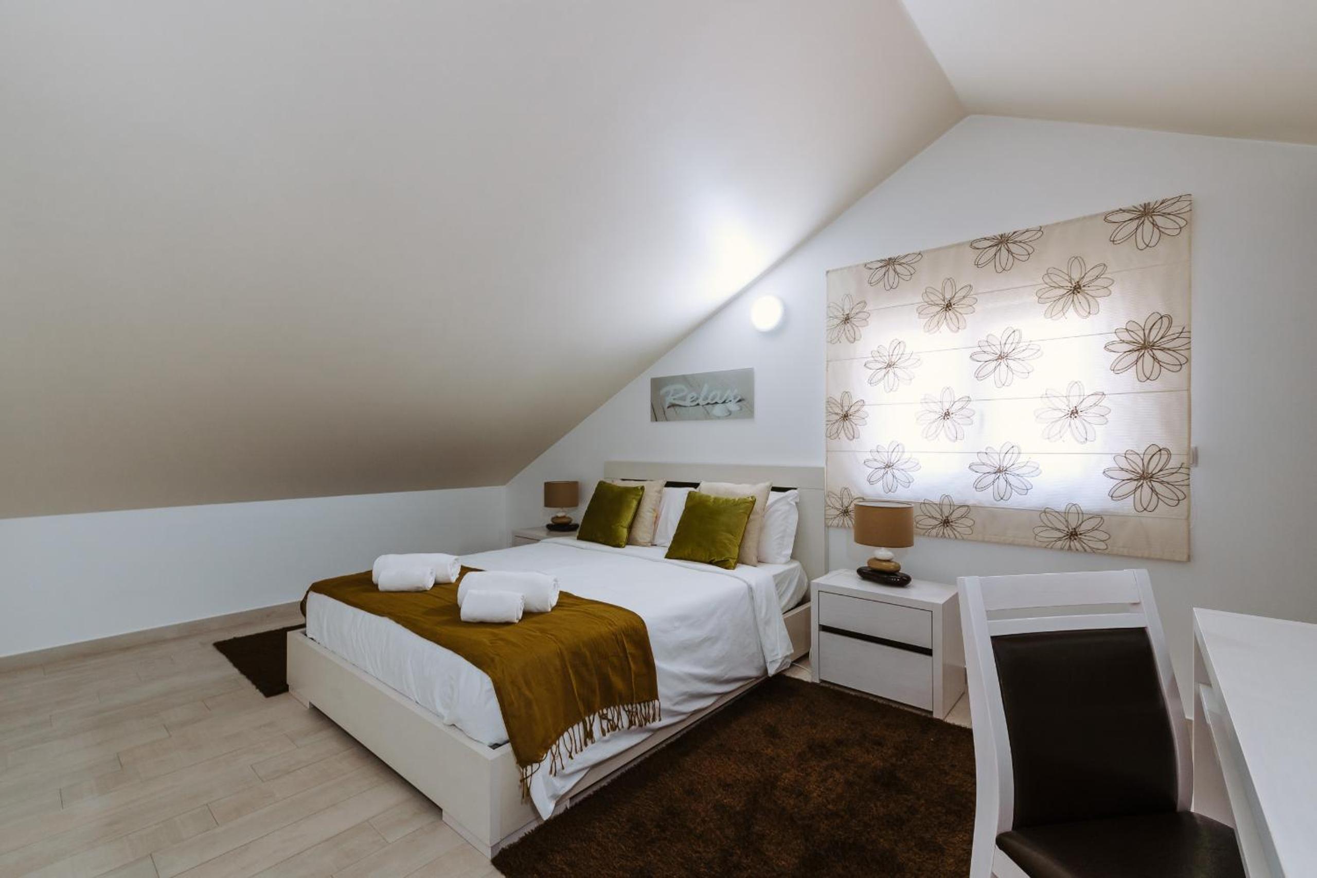 Three-Bedroom Villa photo 1