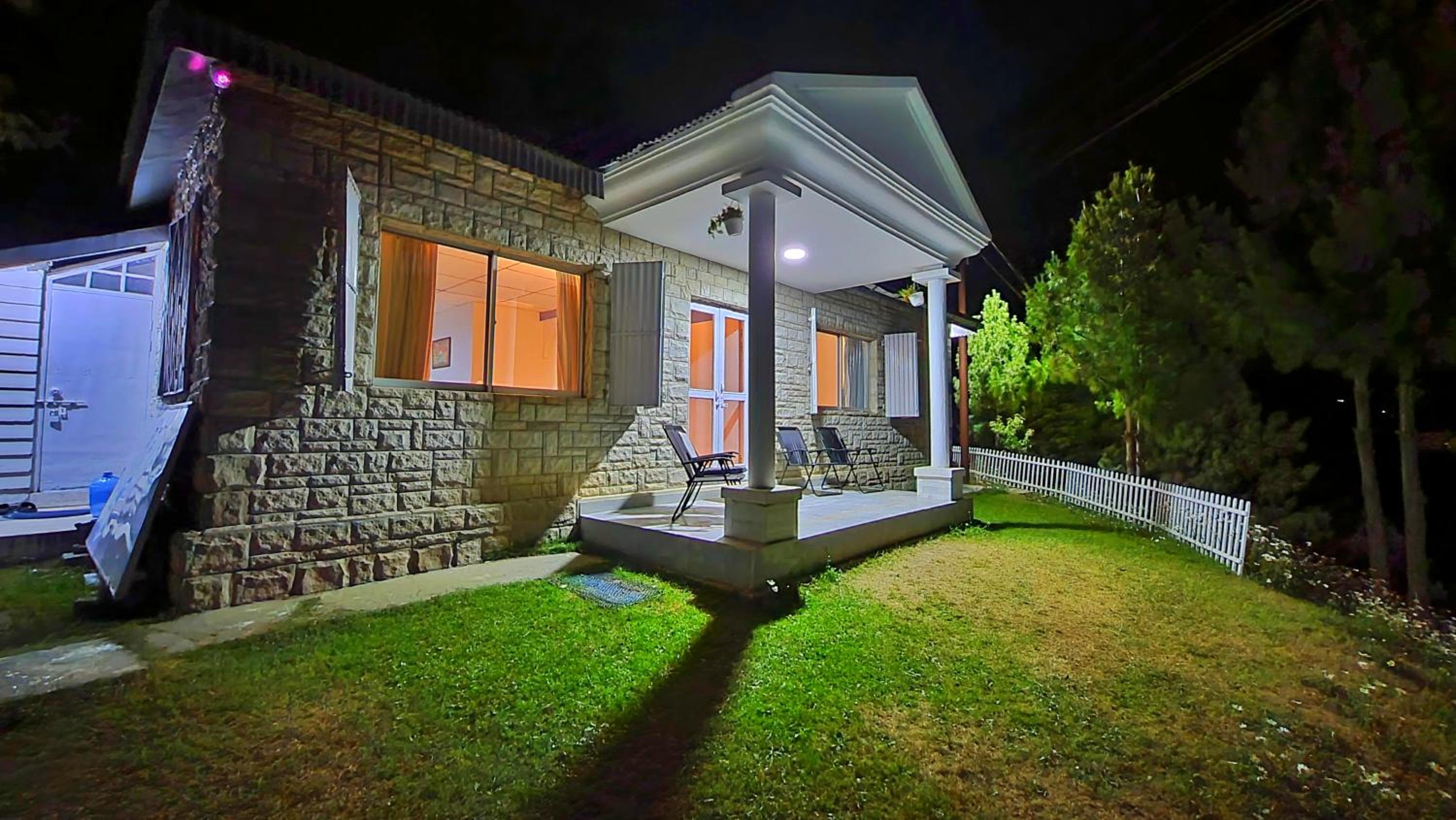 Two-Bedroom House photo 3