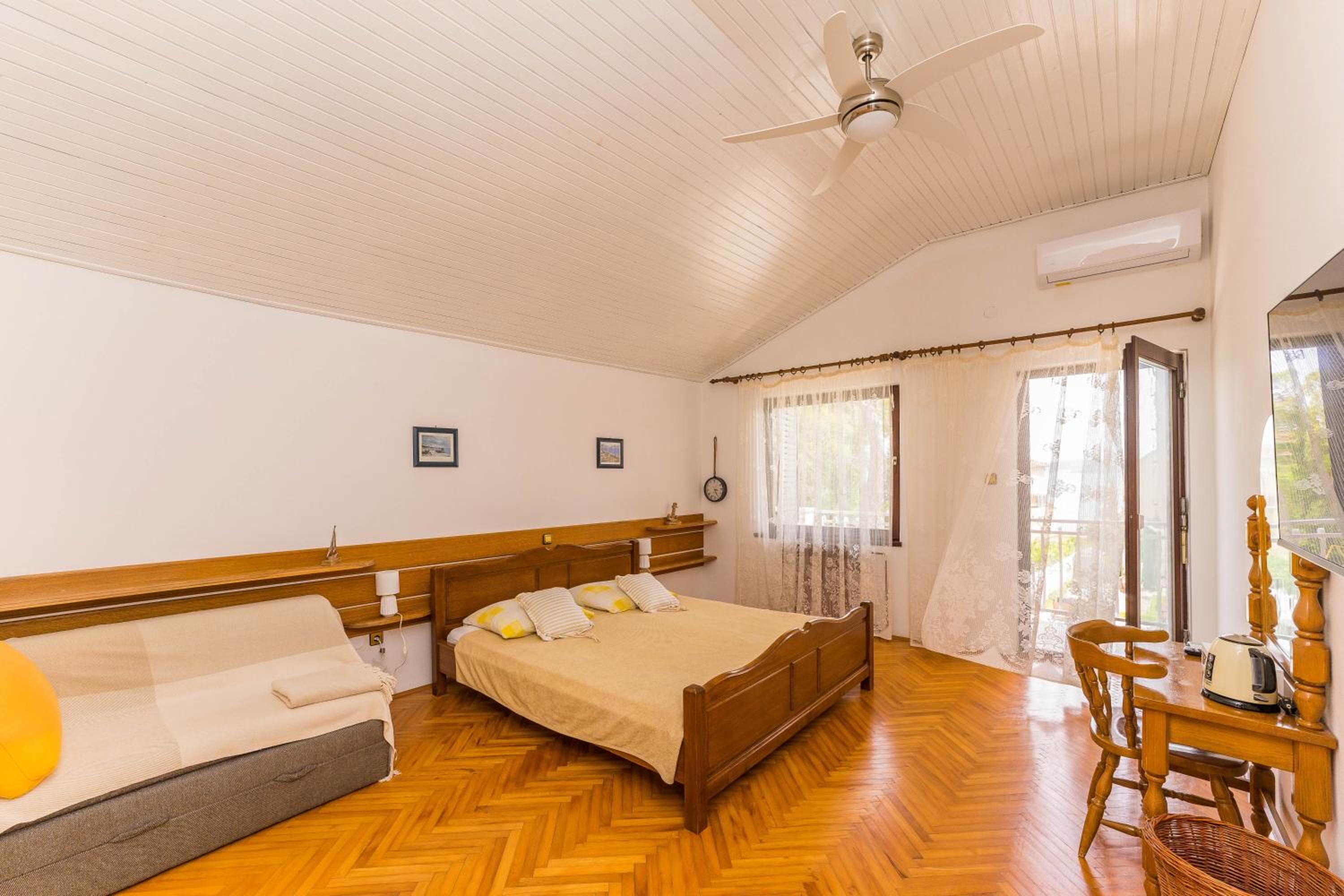 Standard Double Room with Balcony and Sea View  photo 1