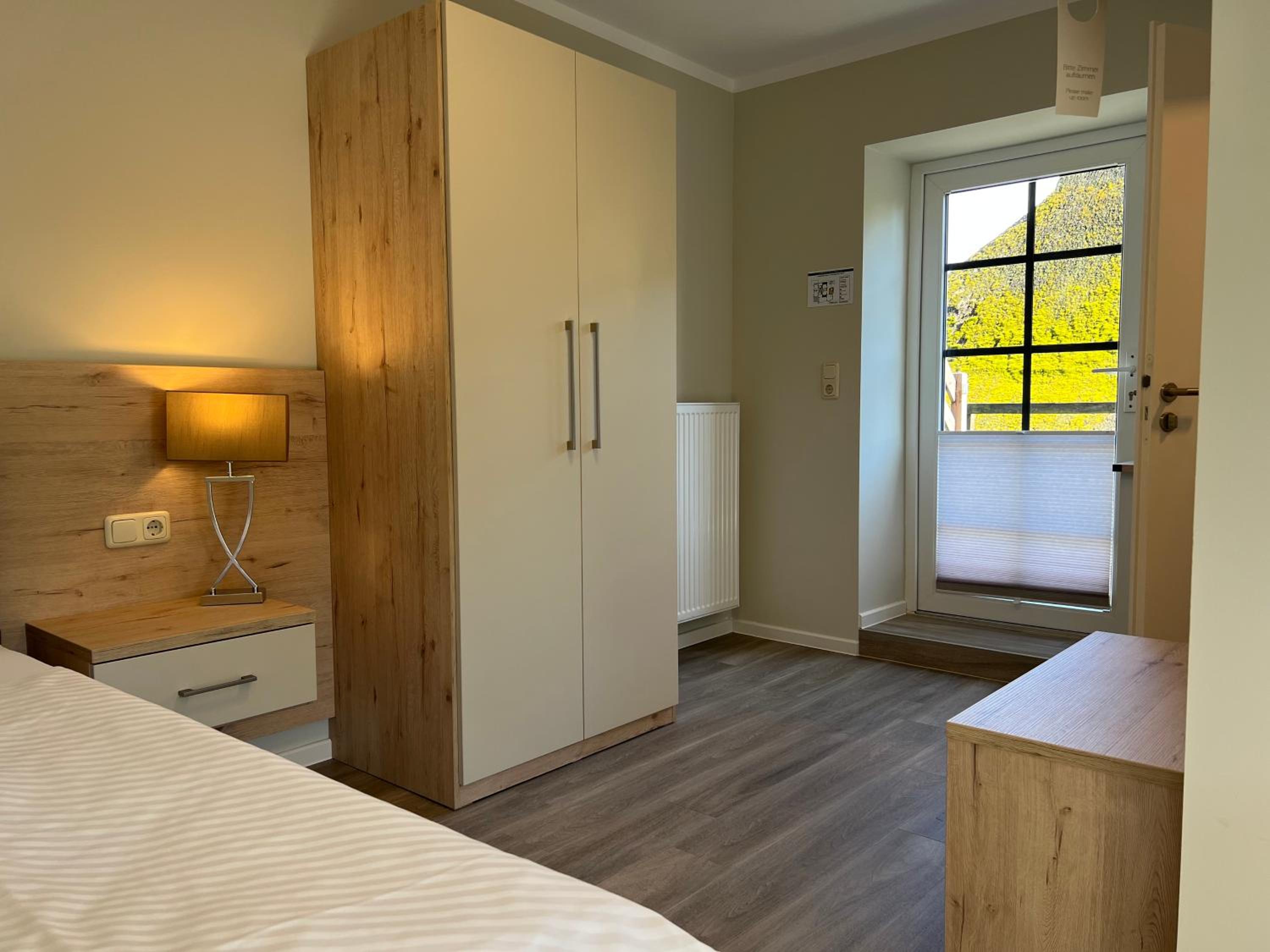 Single Room photo 3