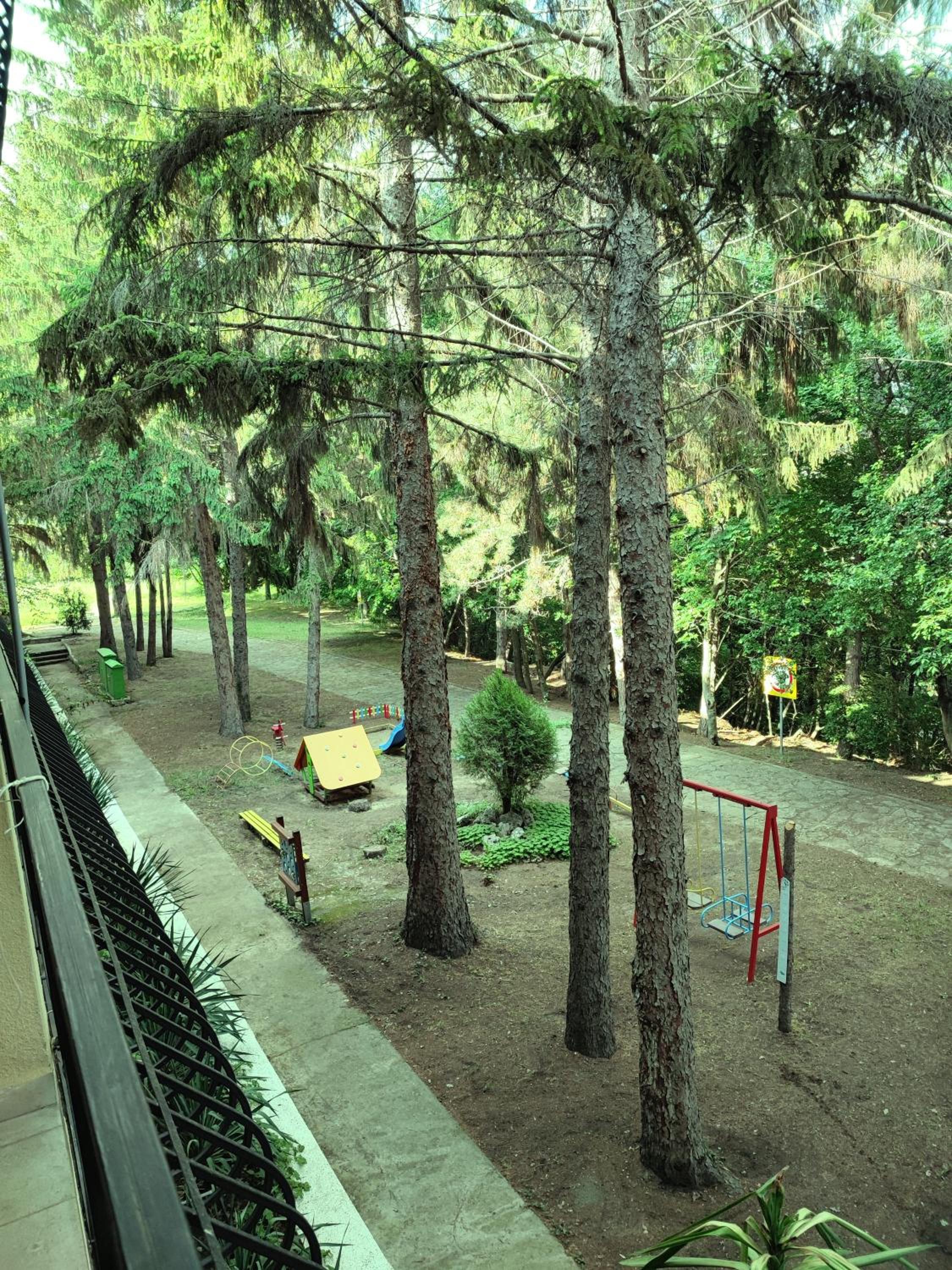 Family Room with Balcony photo 3