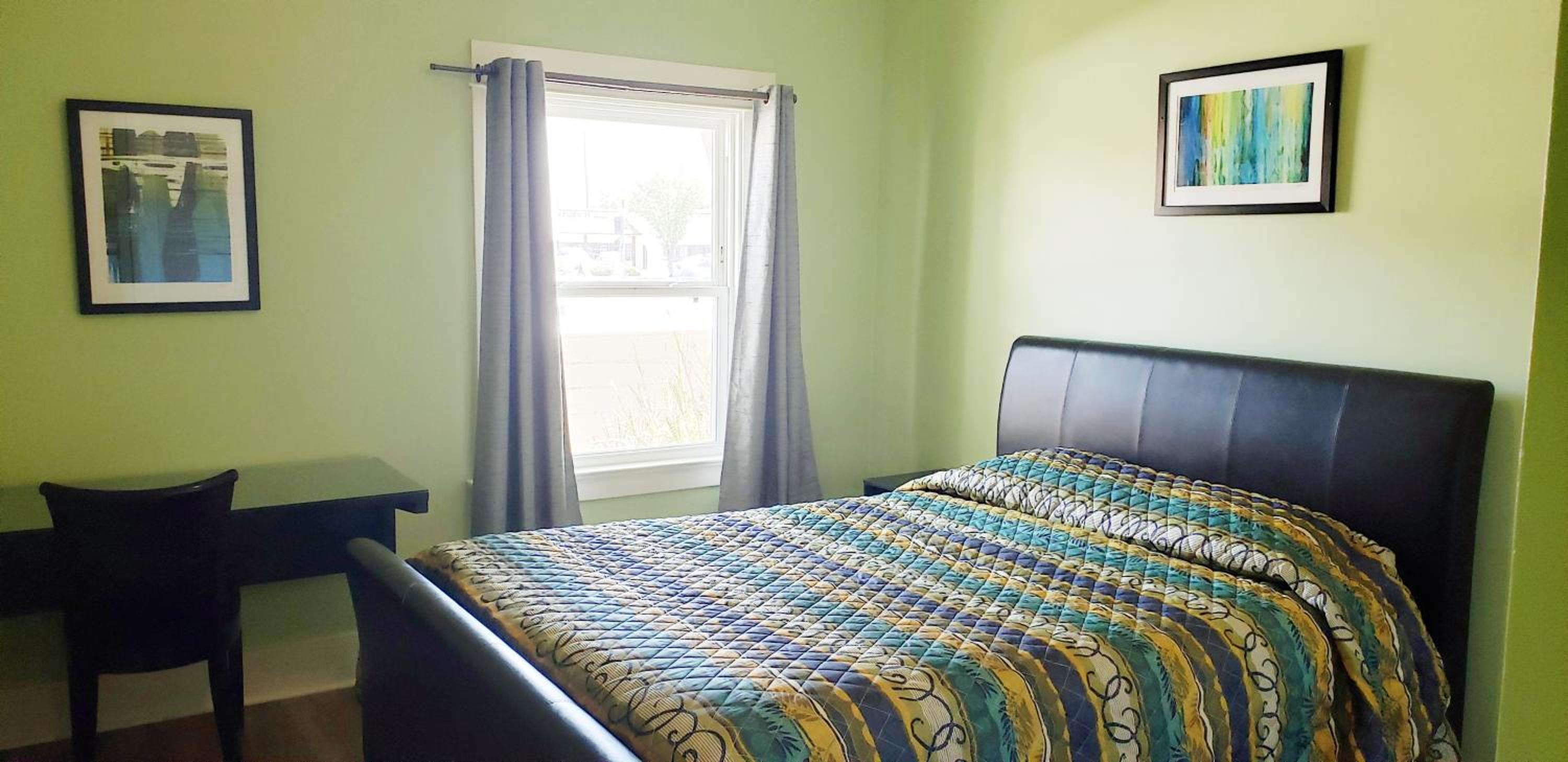Queen Room - Photo 7
