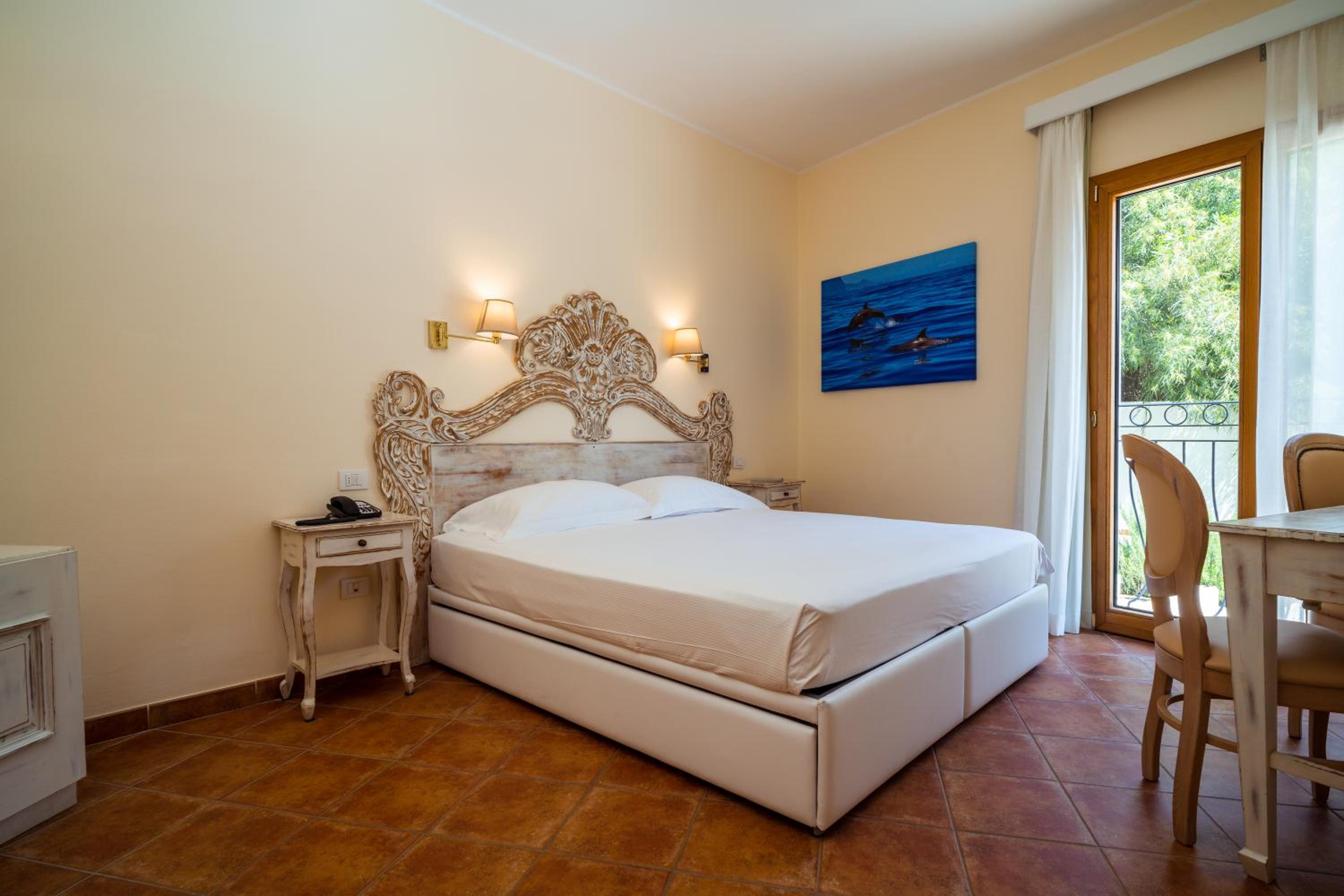 Double Room - Disability Access photo 2