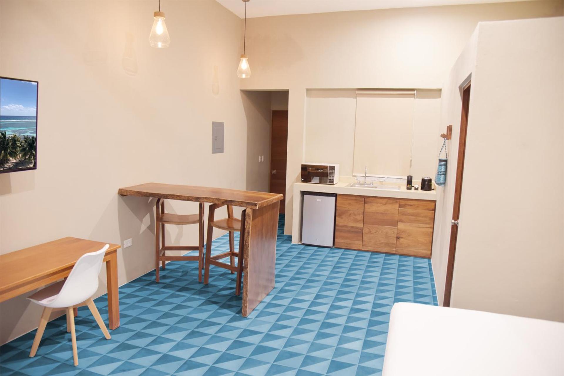 King Suite - Photo 2