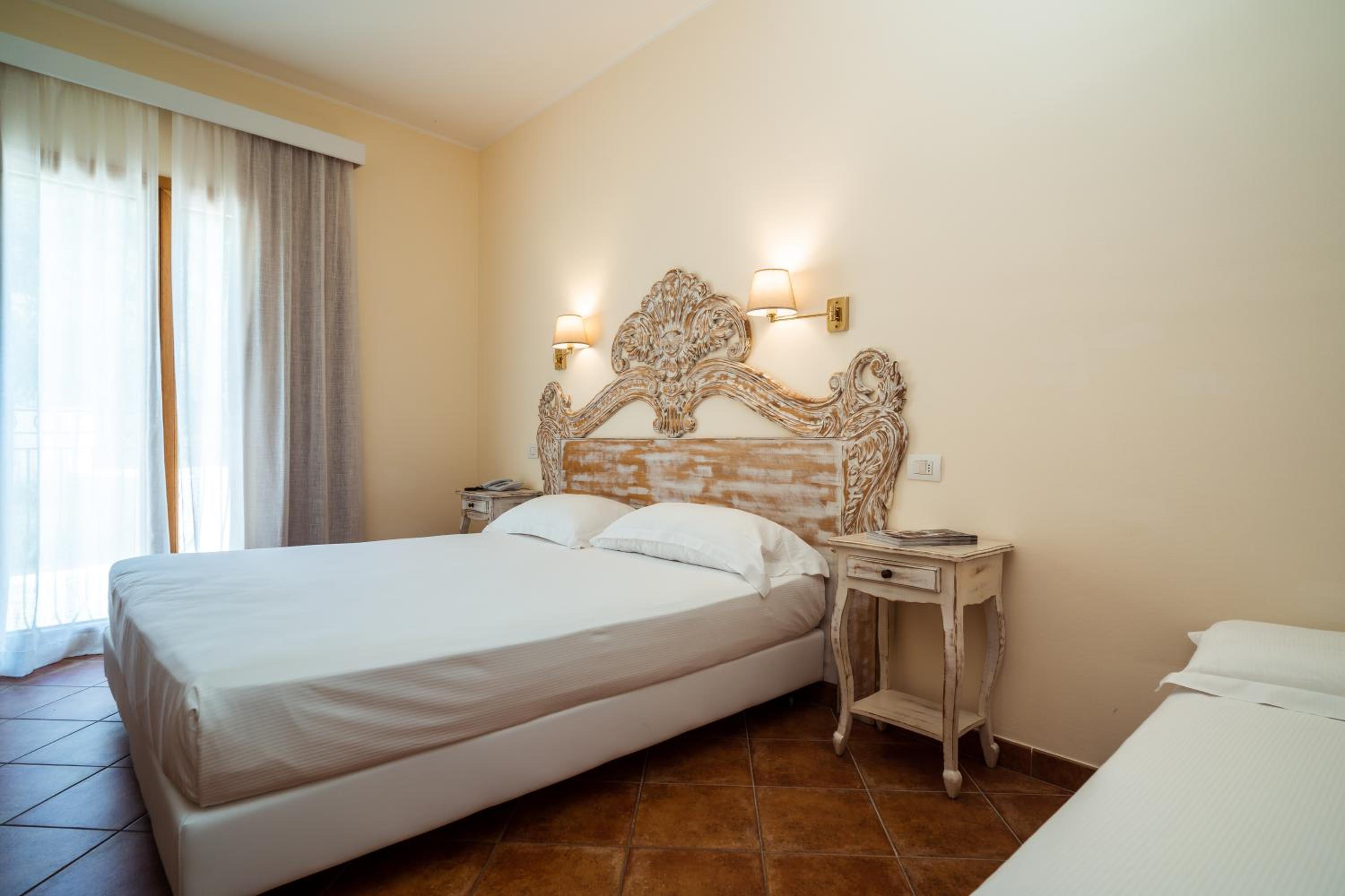 Premium Room - Photo 4