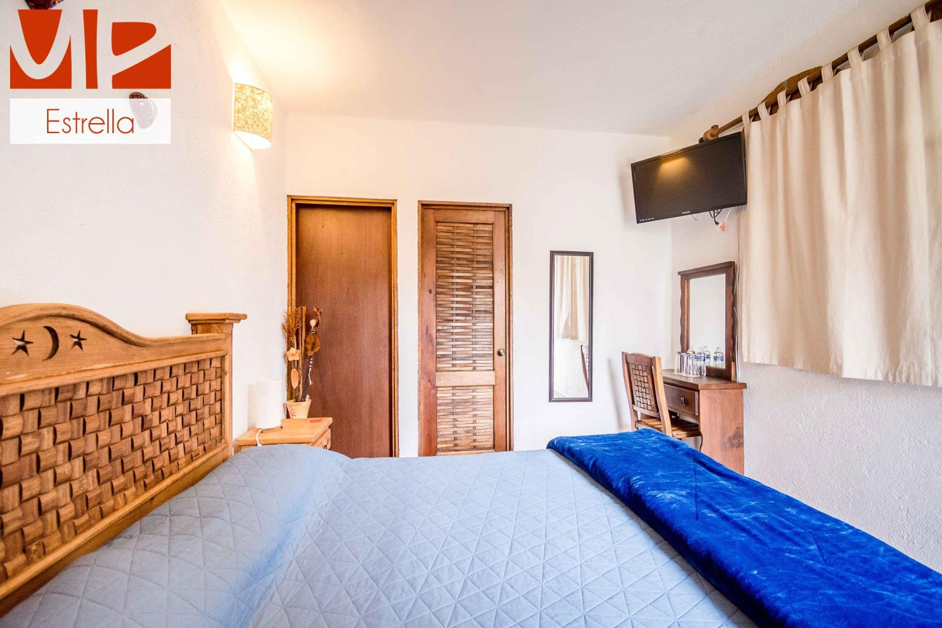 Deluxe Room (2 Adults + 1 Child) photo 2