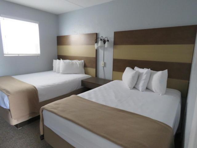 Suite with Garden View