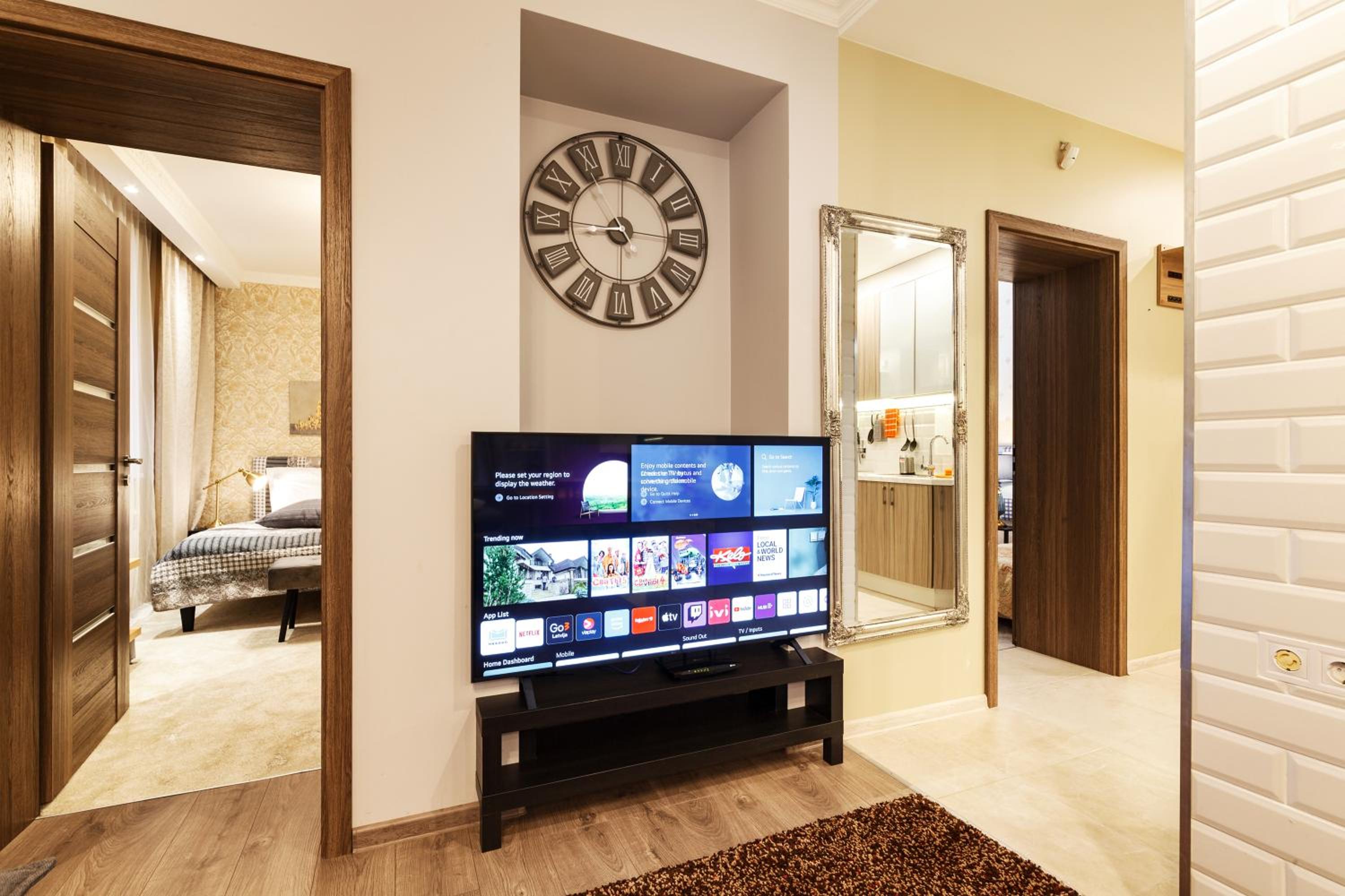 Deluxe Two-Bedroom Apartment - Ground Floor  - Photo 8