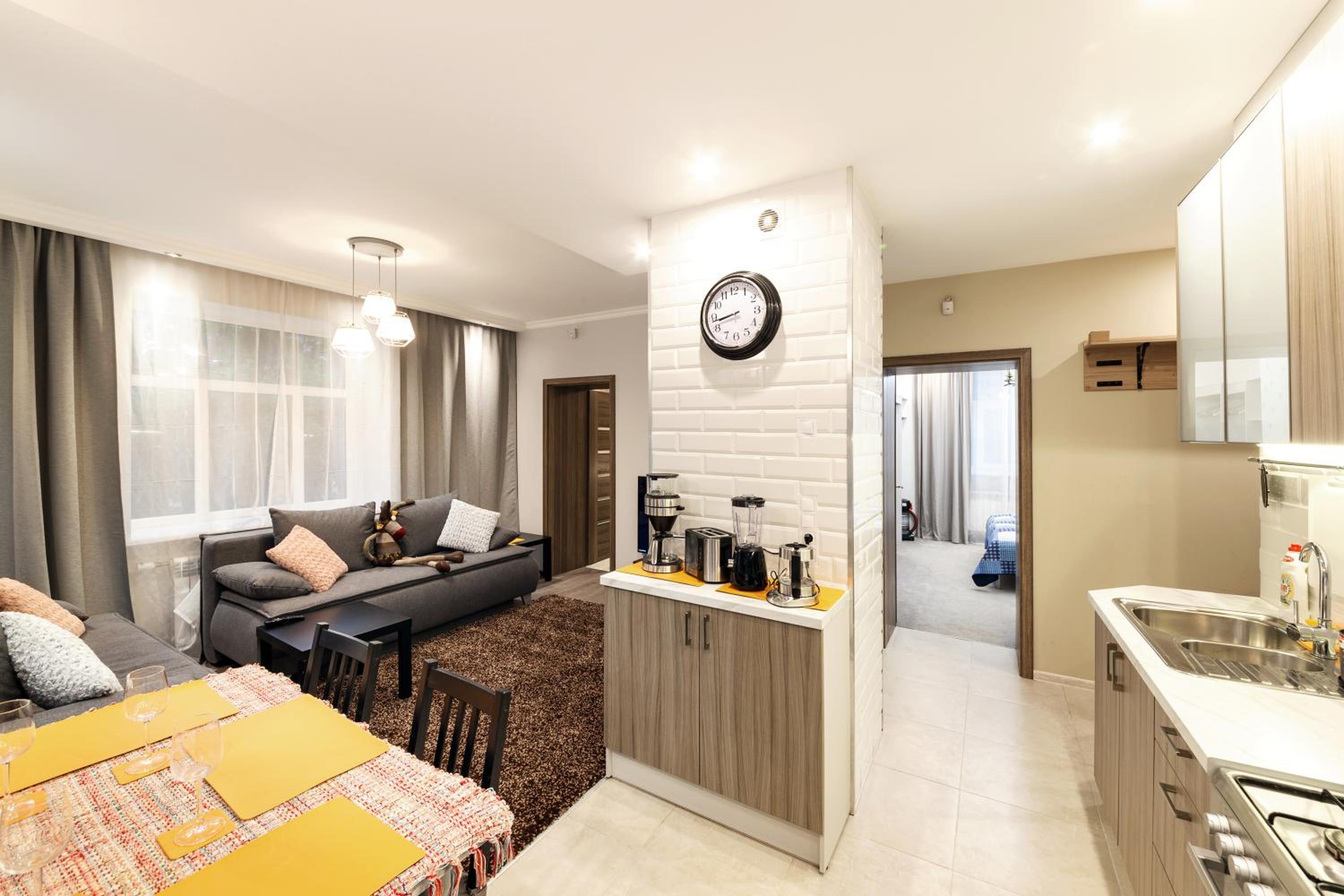 Deluxe Two-Bedroom Apartment - Ground Floor  - Photo 46
