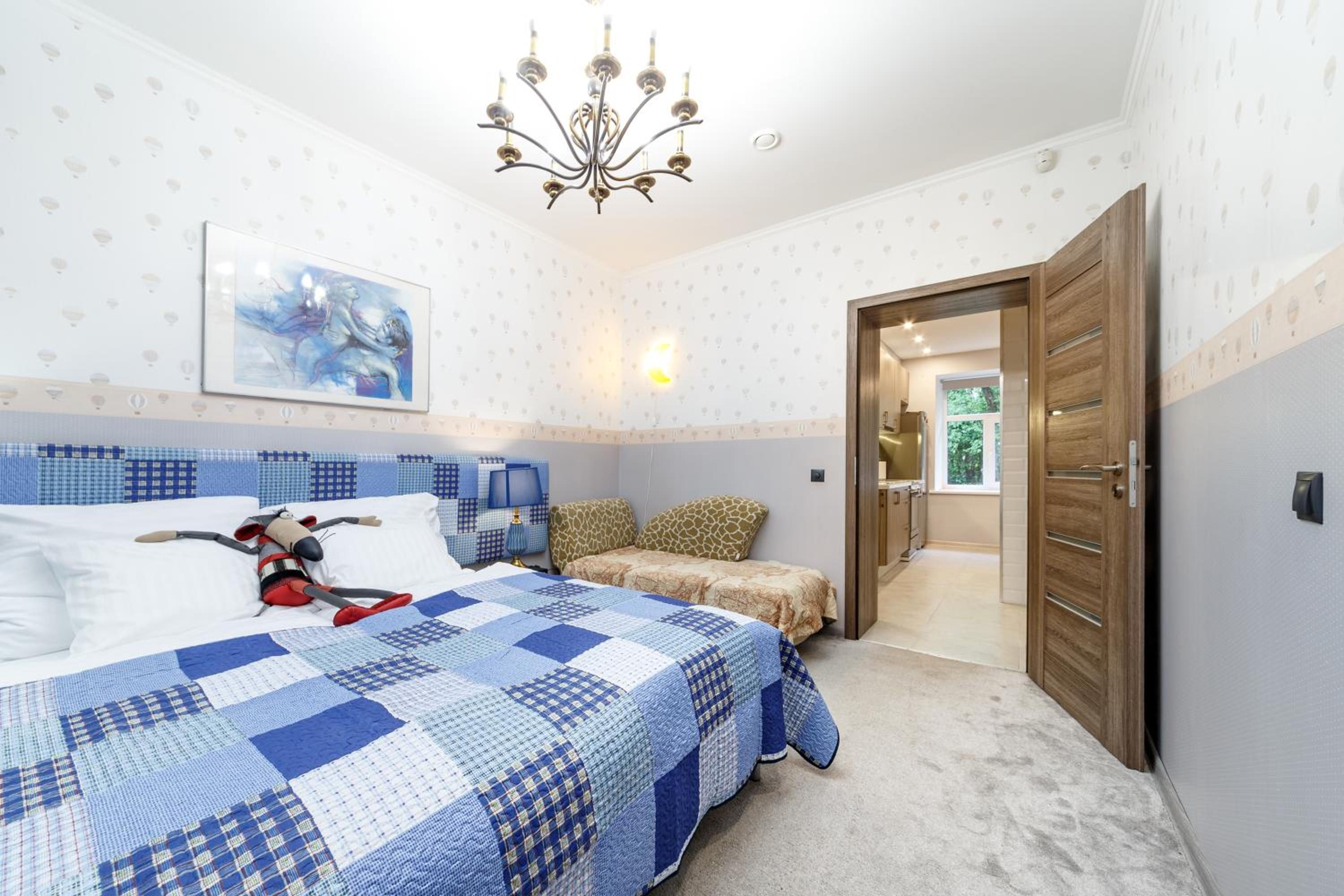 Deluxe Two-Bedroom Apartment - Ground Floor  - Photo 37