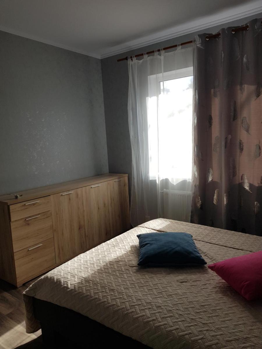 One-Bedroom Apartment - Photo 11