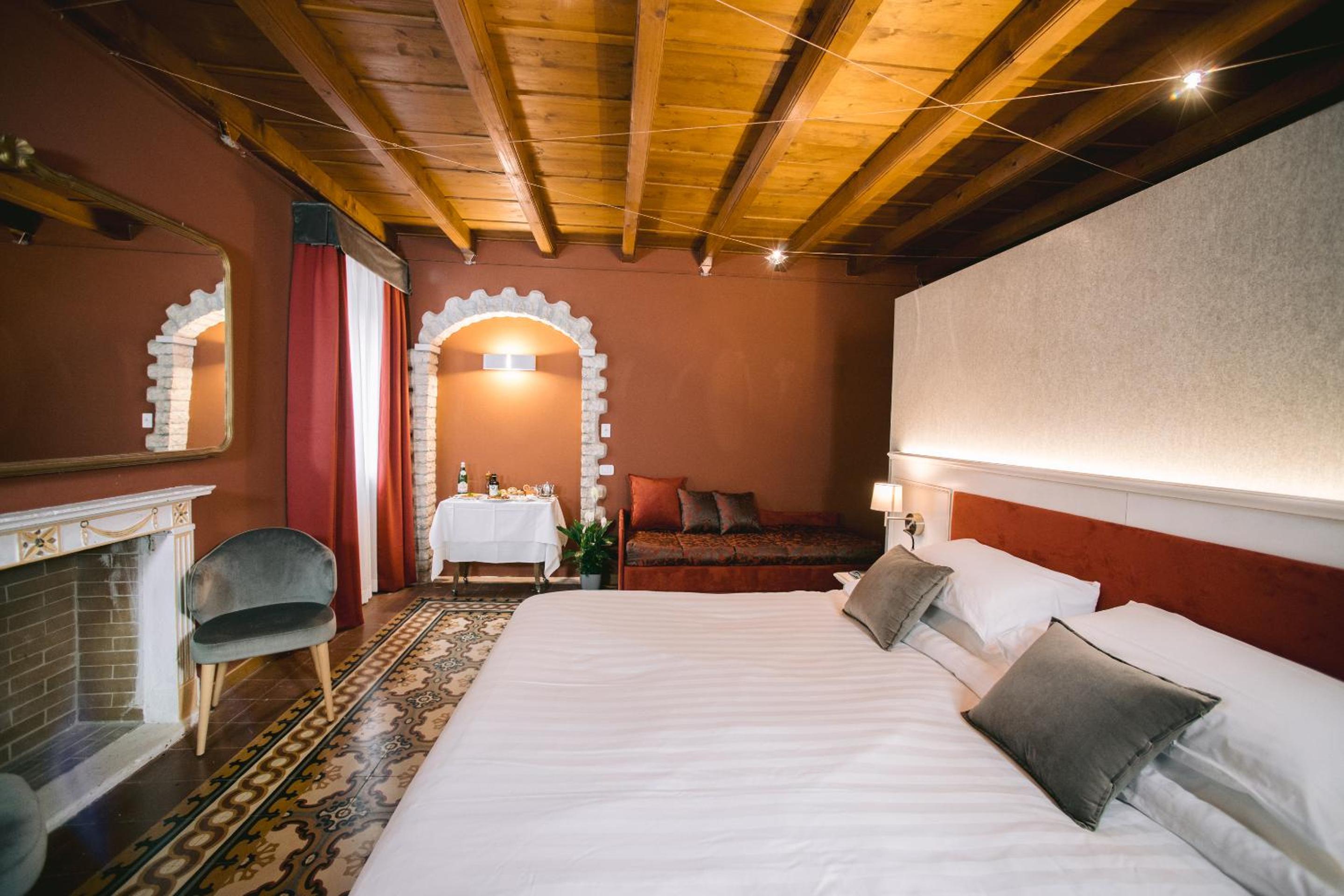 Superior Double Room photo 3