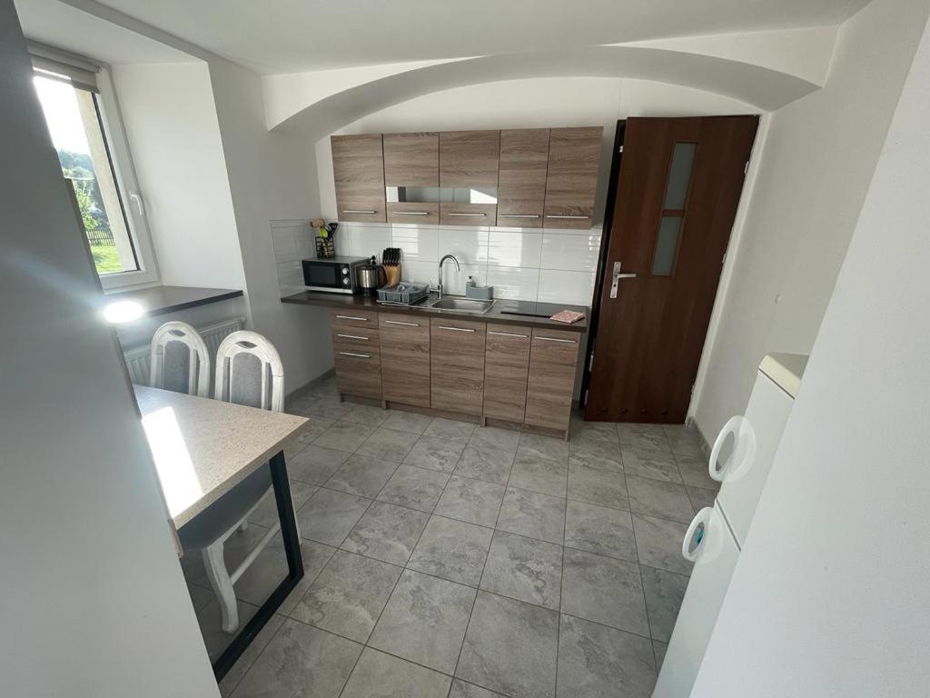 Apartment with Balcony photo 3